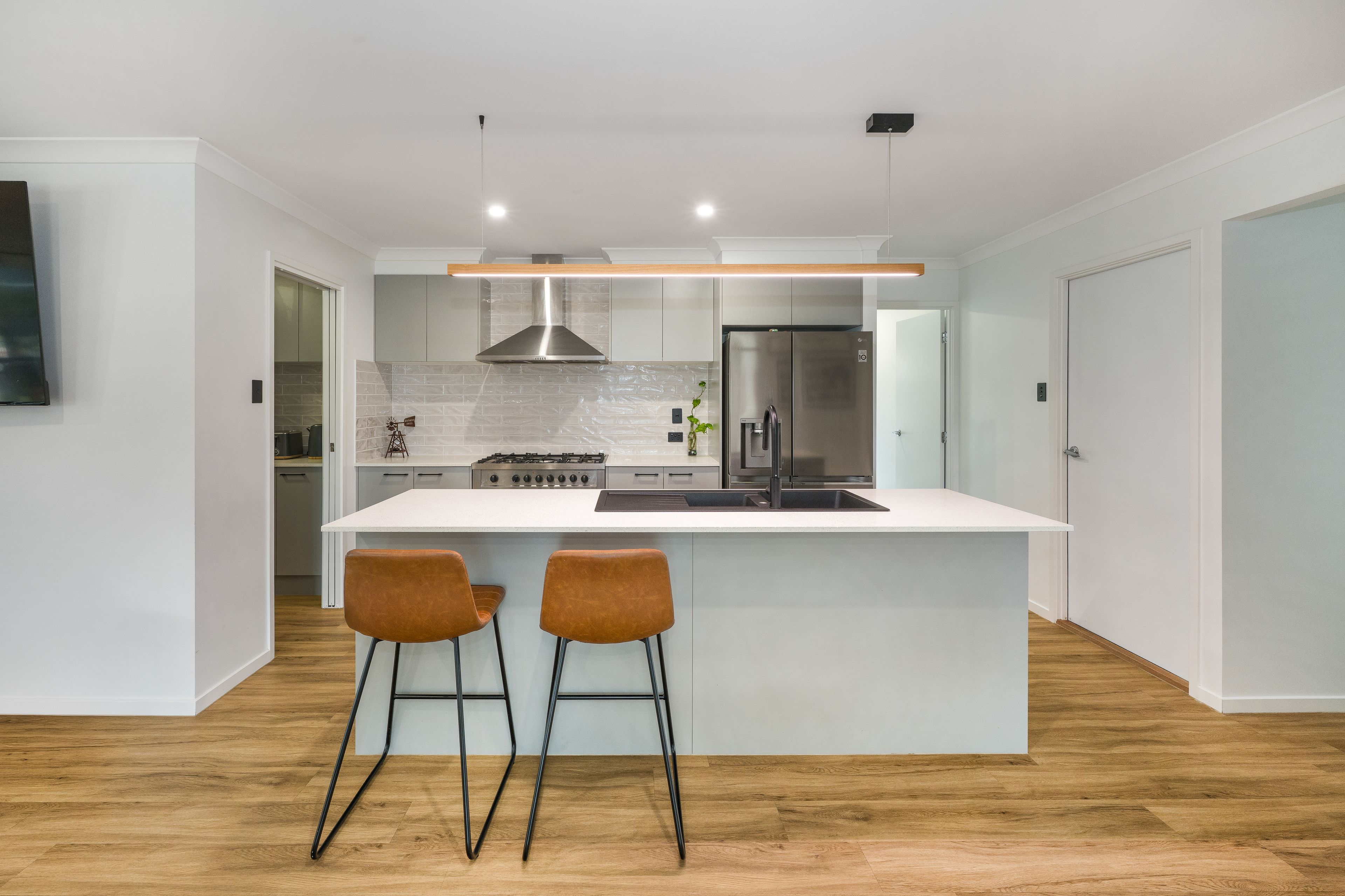 34 Cash Street — photo 3 of 21