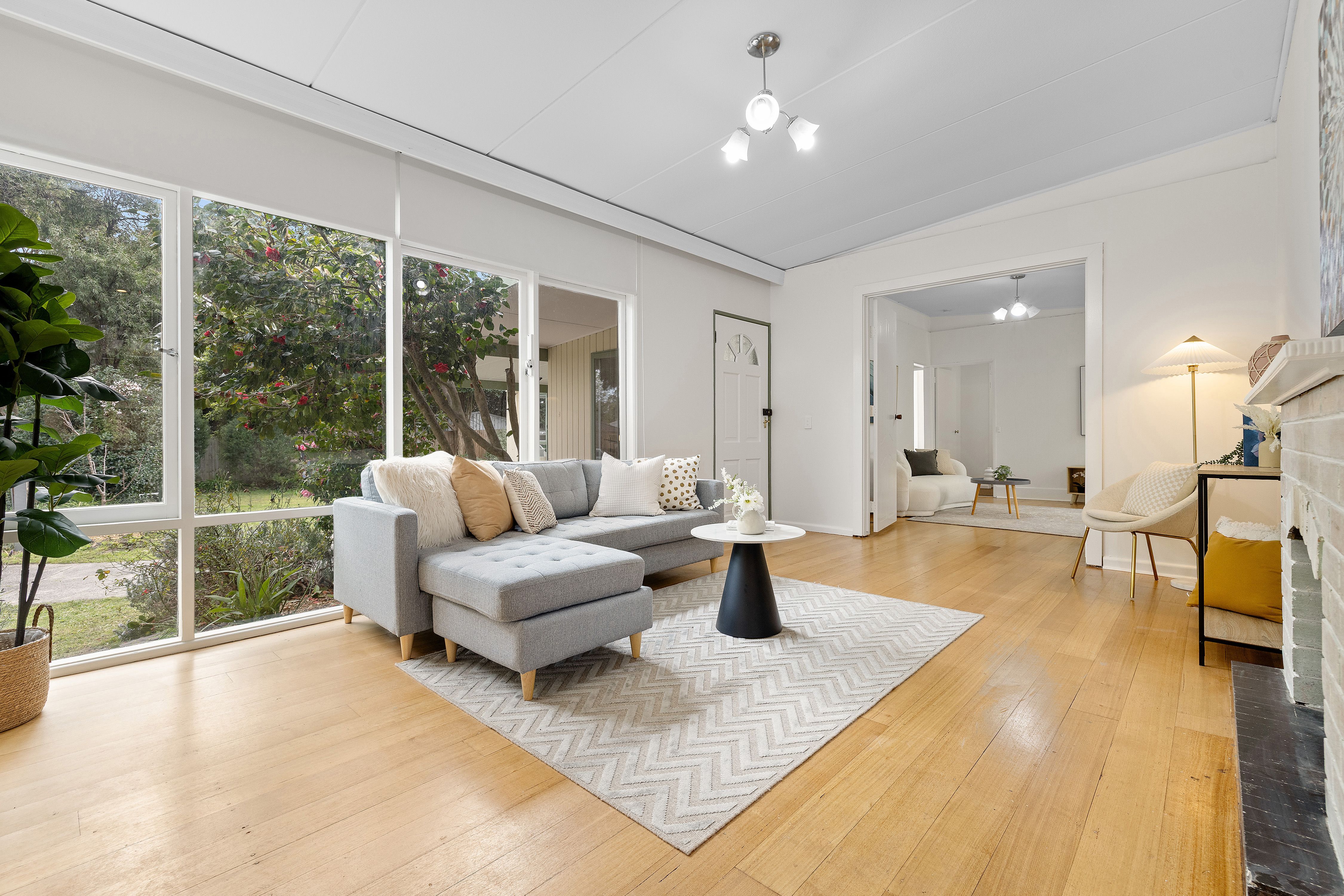 1/16 Joel Court — photo from Ray White Wantirna