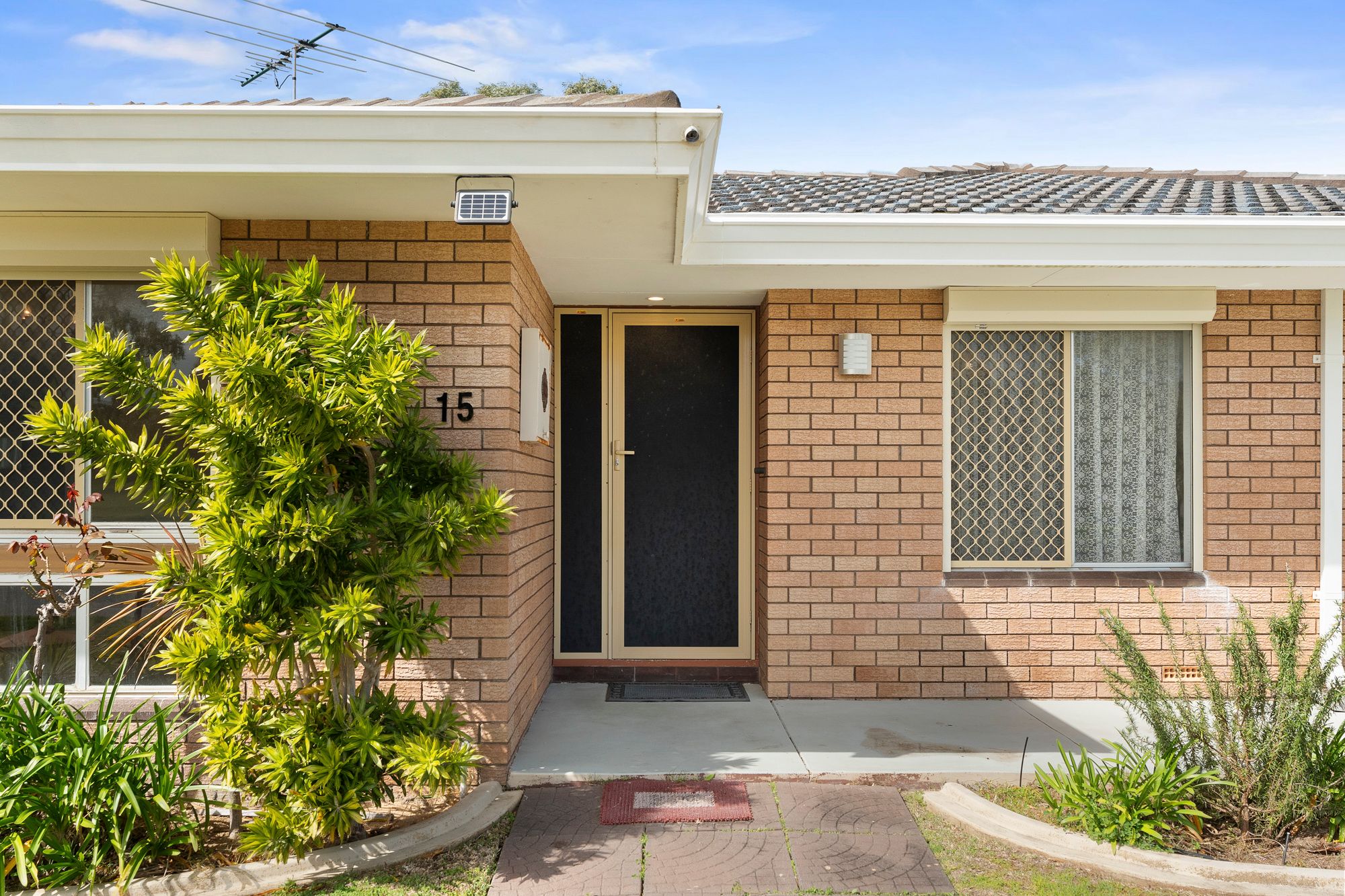 15 Torcross Street, Warnbro, WA 6169