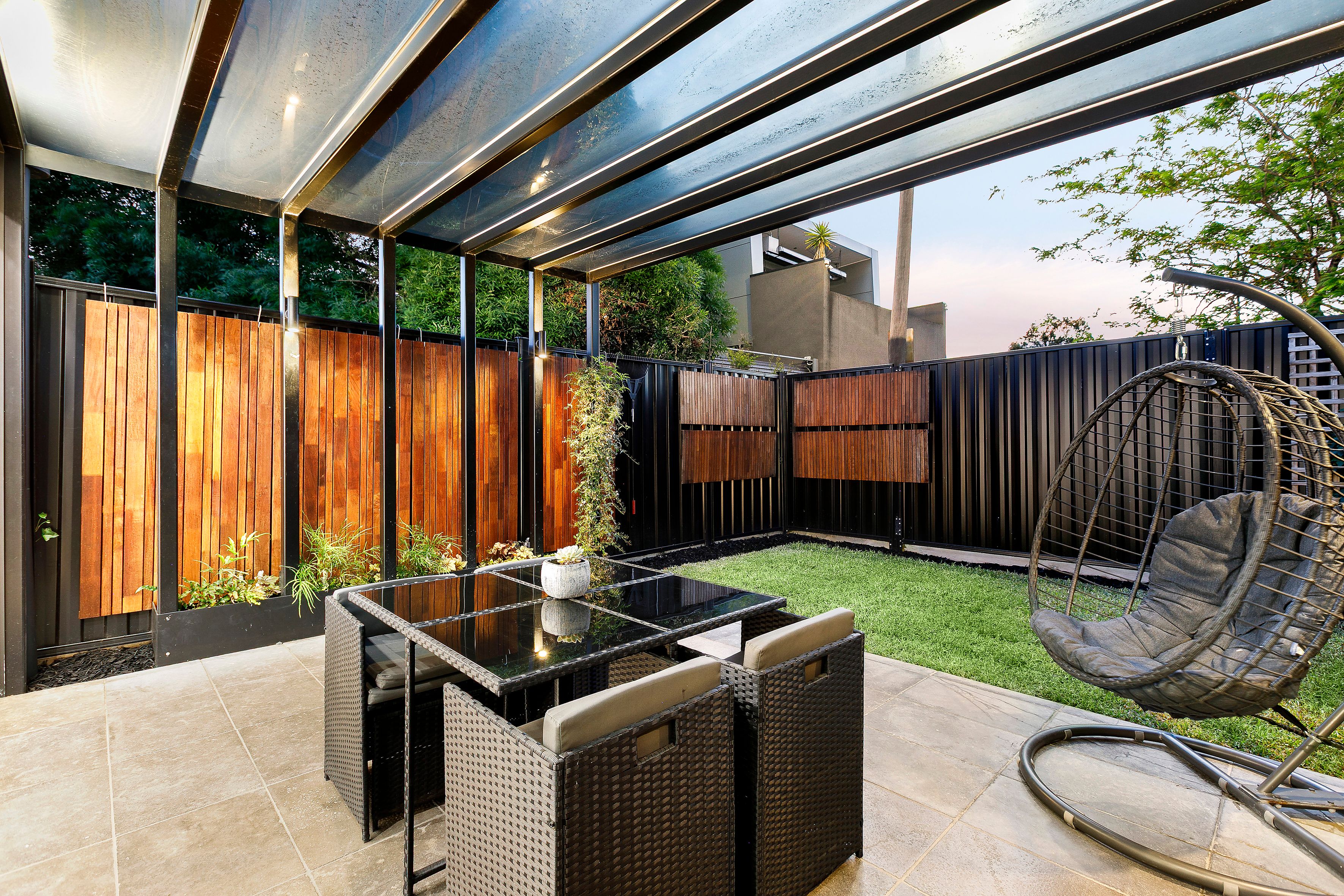 63 De Carle Street — photo 17 of 18