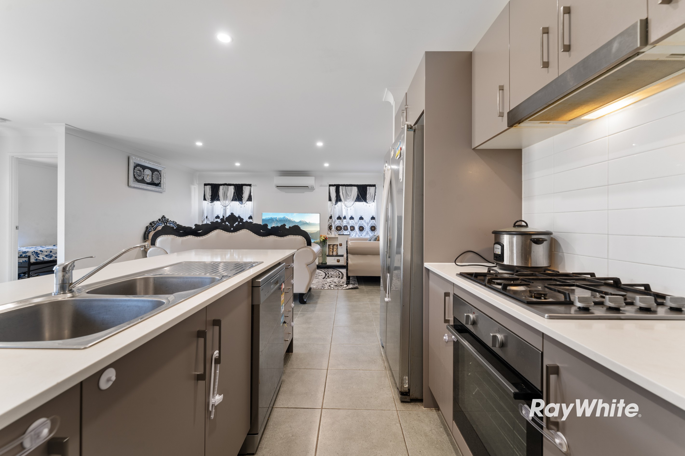 115 Mercy Circuit, Park Ridge, QLD 4125