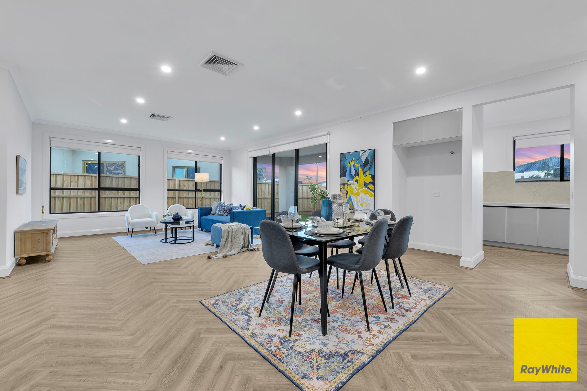18 Lowland Crescent — photo 12 of 23