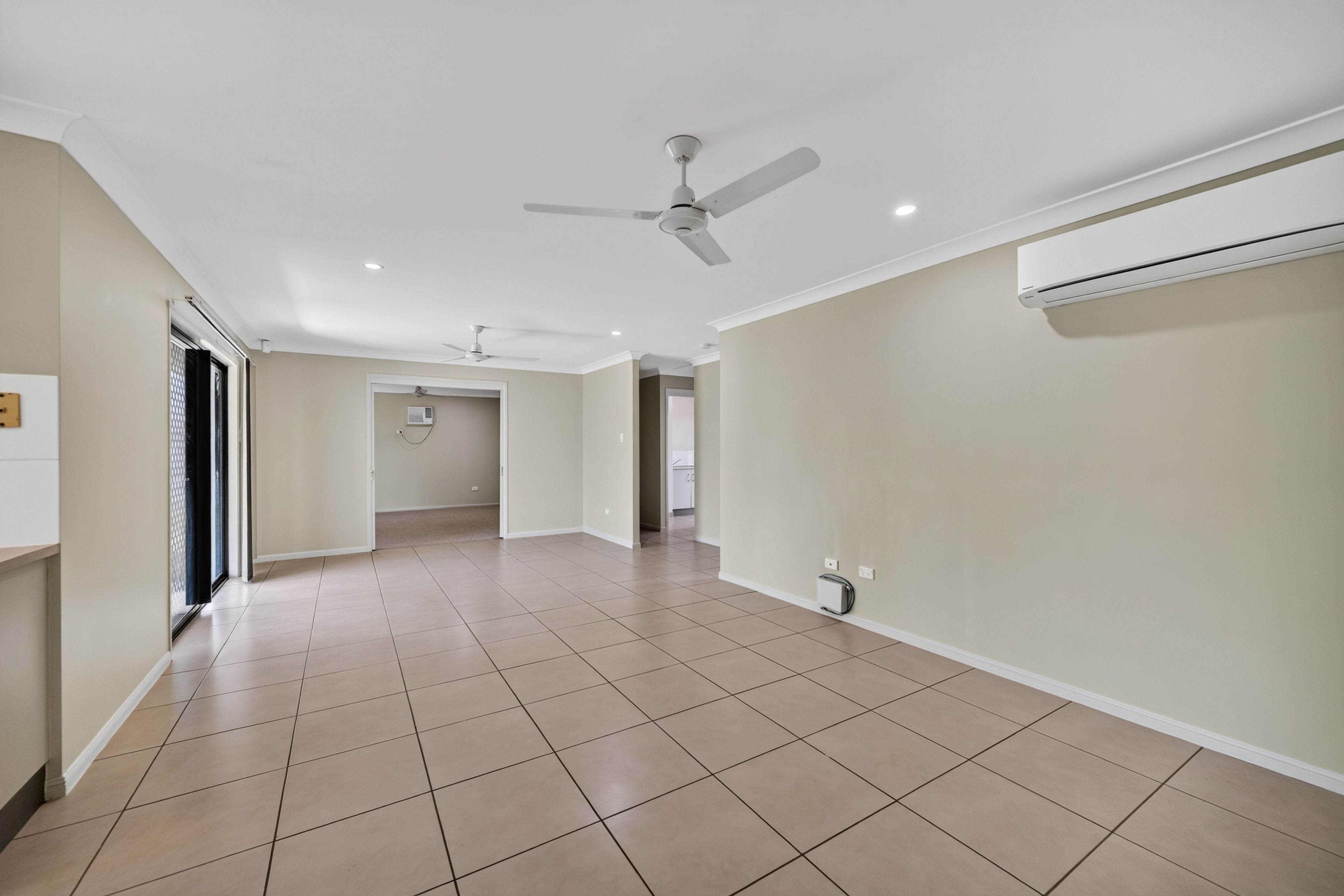 24 Greentree Circuit — photo 6 of 18