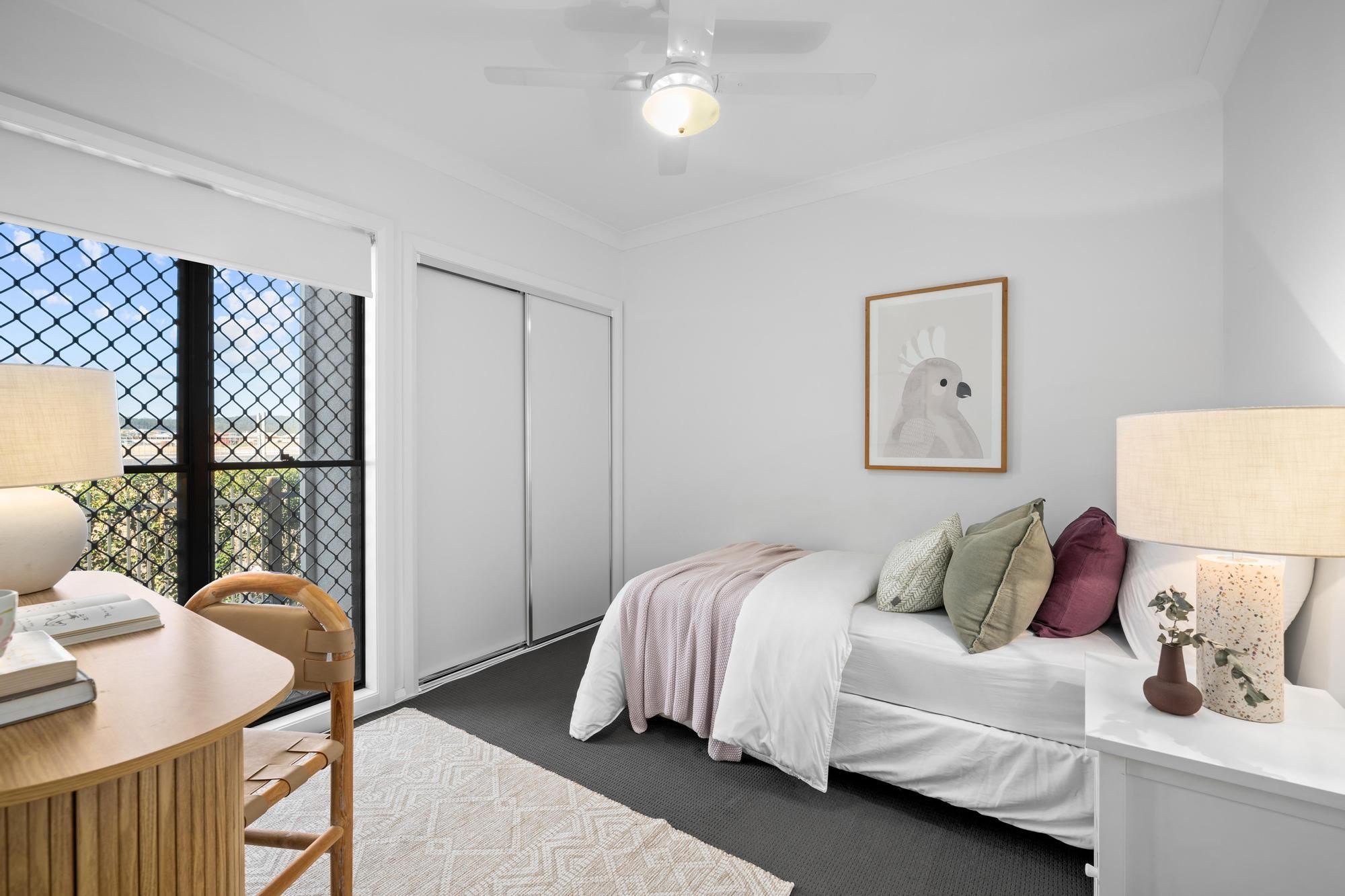 8 Torrens Parkway — photo 11 of 21