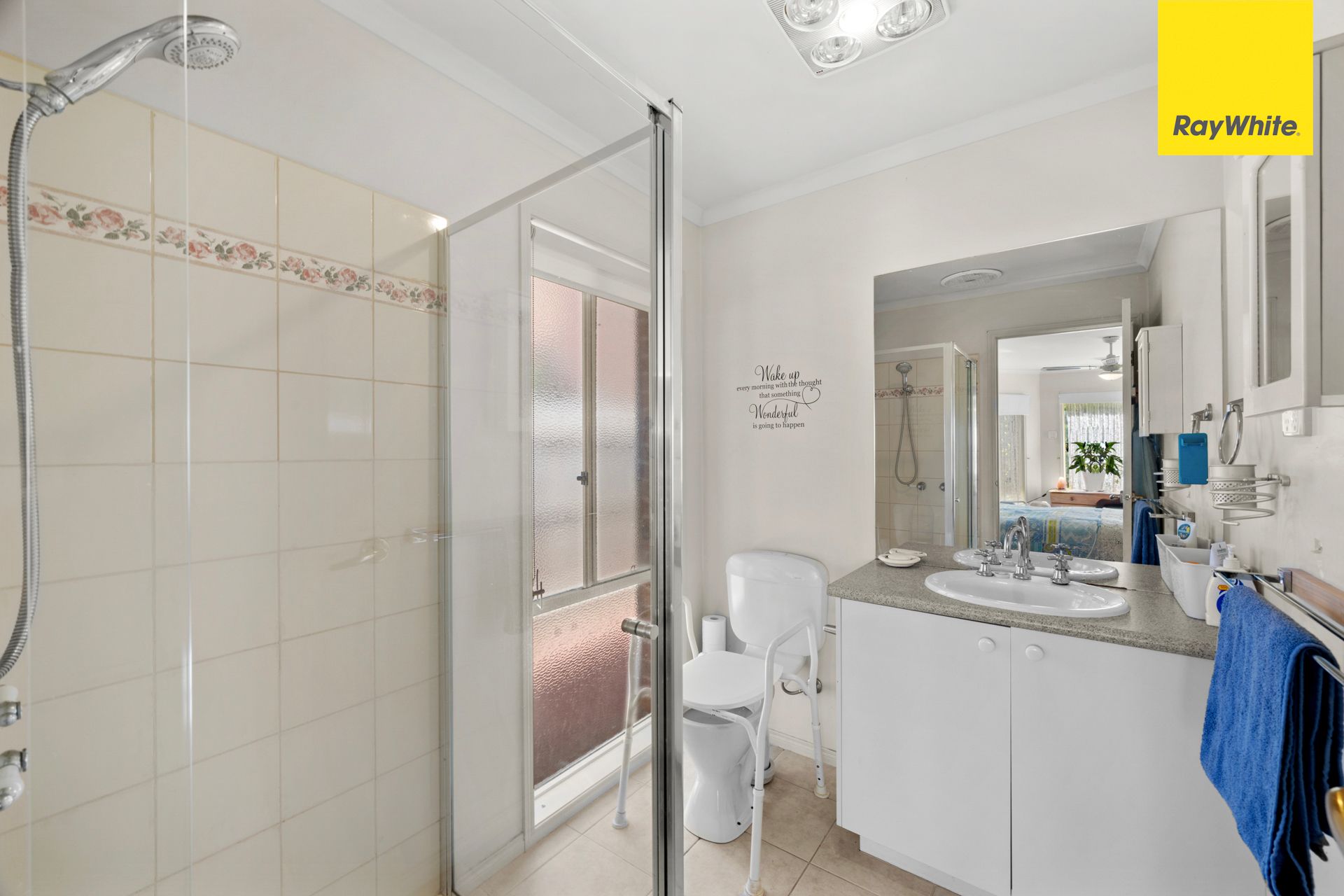 7 Hollydale Court — photo 4 of 21
