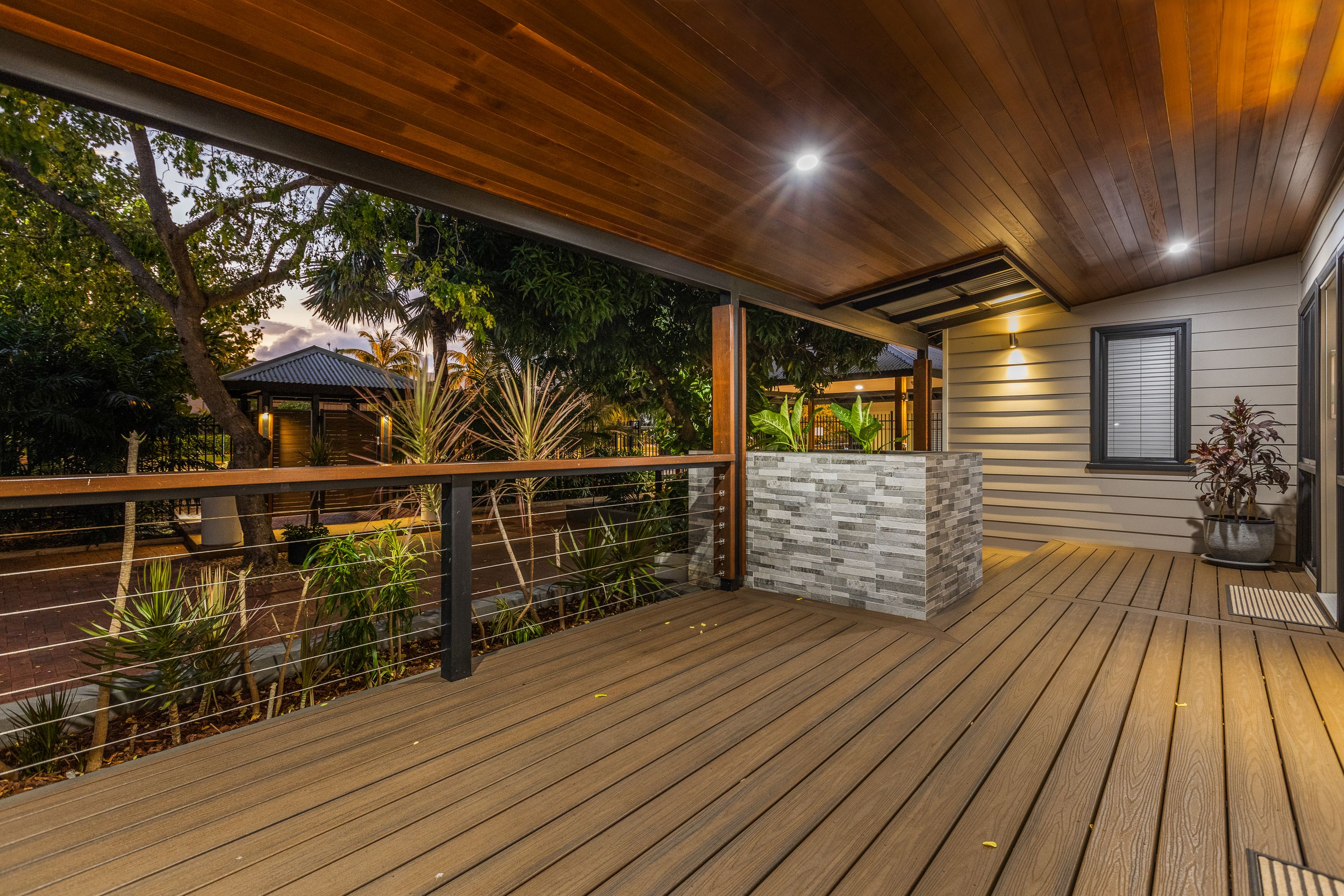 25 Hamersley Street — photo 4 of 30