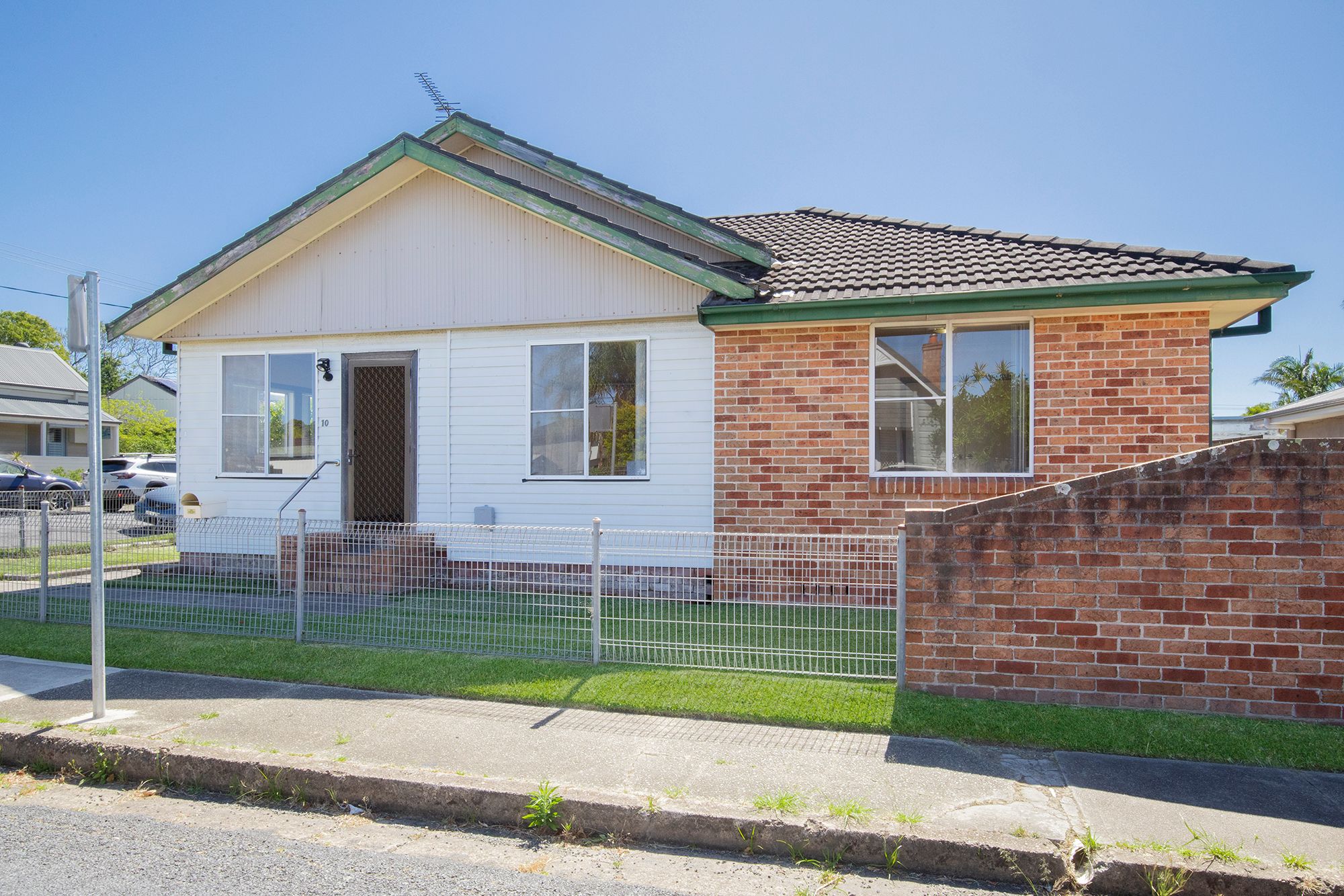 10 Buxton Street, Adamstown NSW 2289