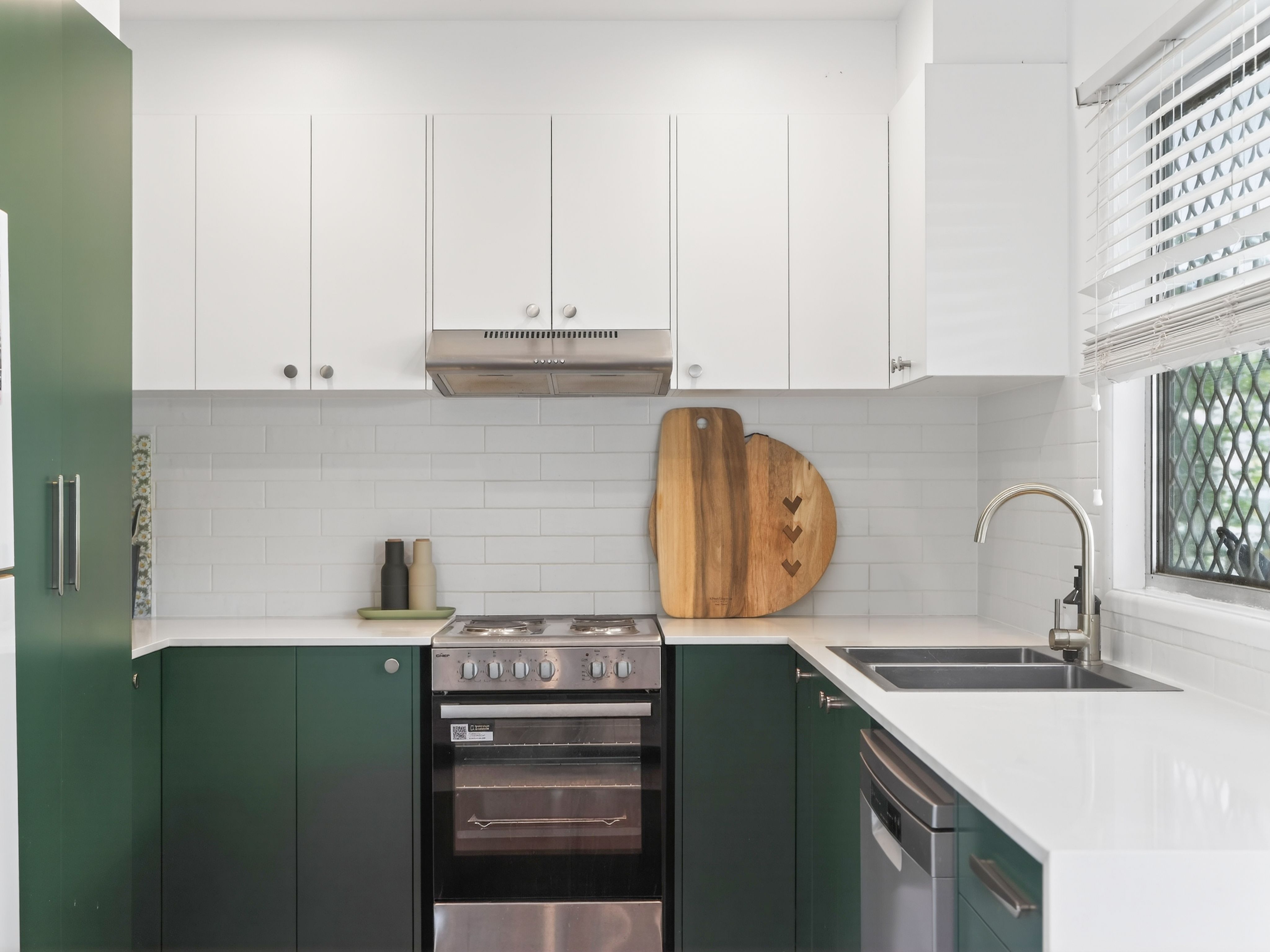 2 Illawarra Street, Everton Hills, QLD 4053