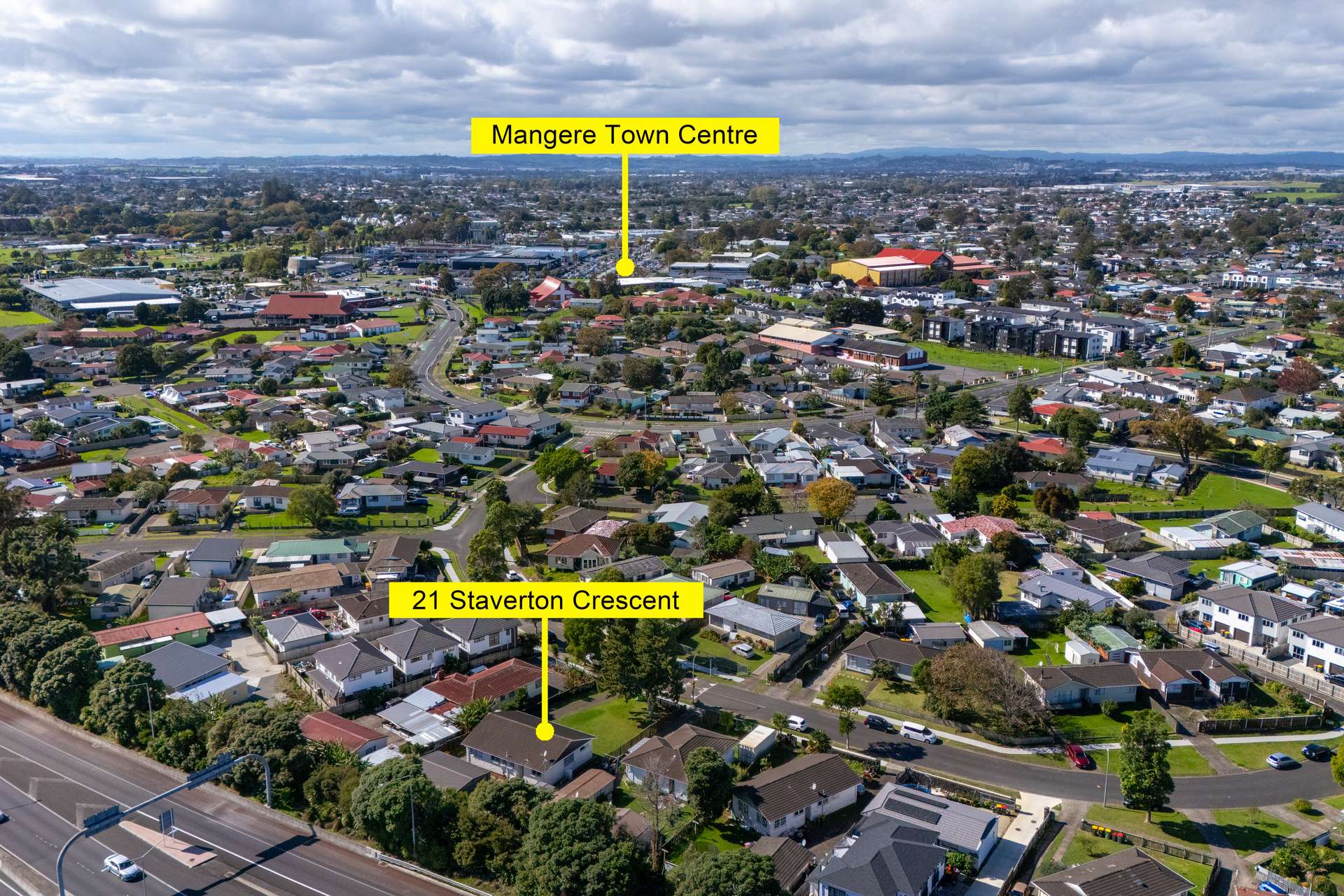 21 Staverton Crescent photo 24