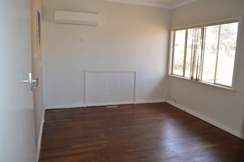 39 New Compton Street, Kambalda East, WA 6442