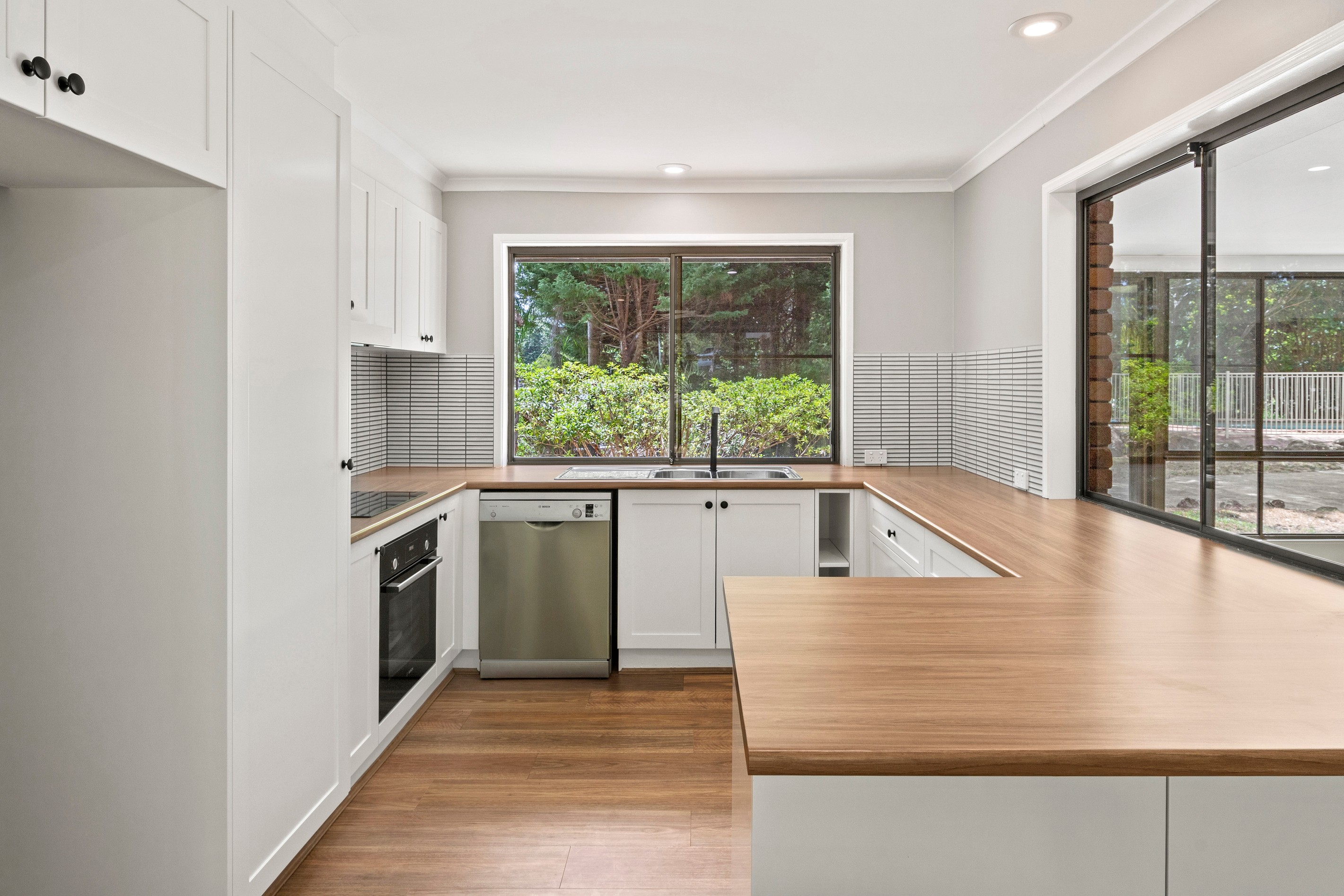 9-11 Manika Court, Tamborine Mountain, QLD 4272