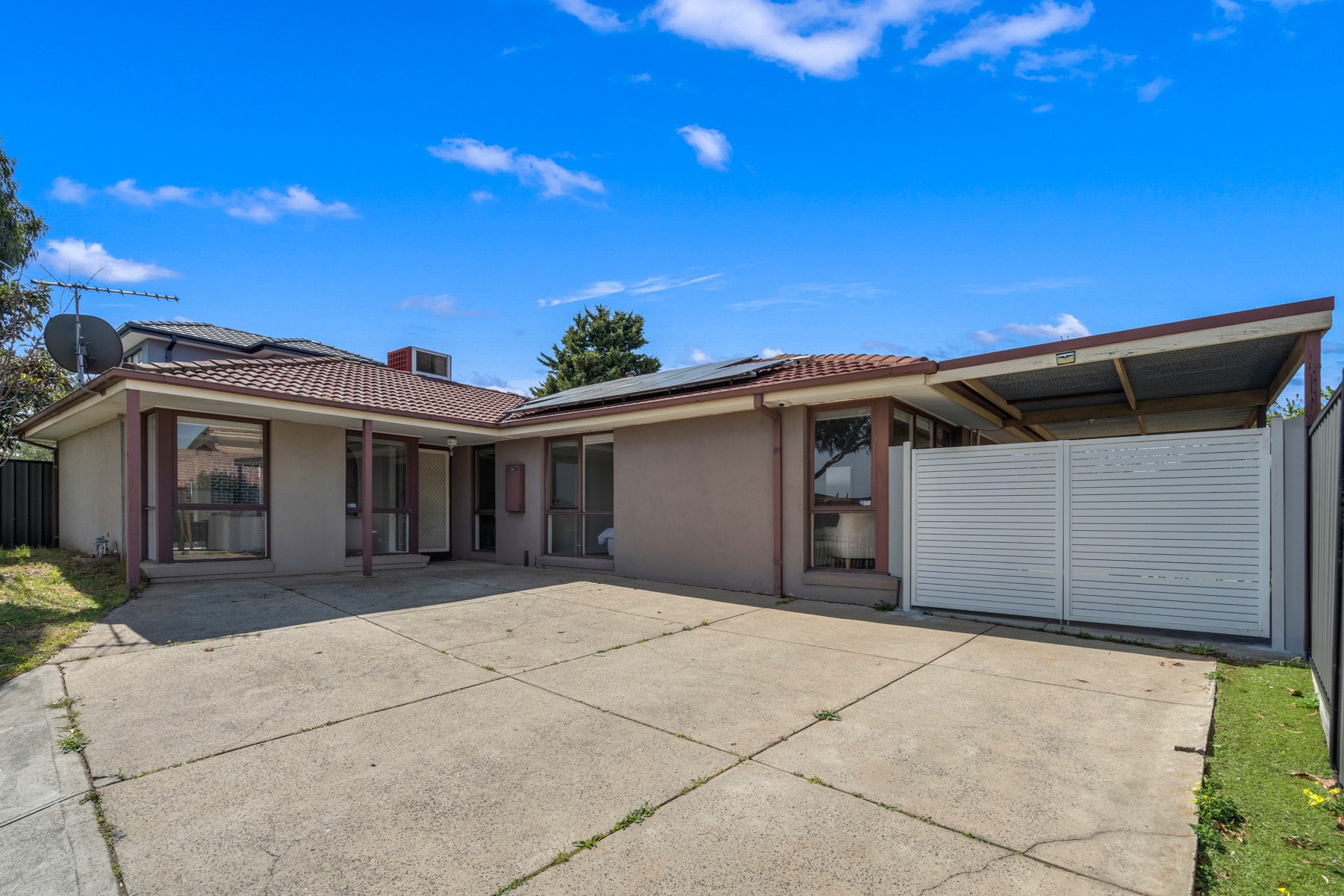 101 Bicentennial Crescent, Meadow Heights, VIC 3048