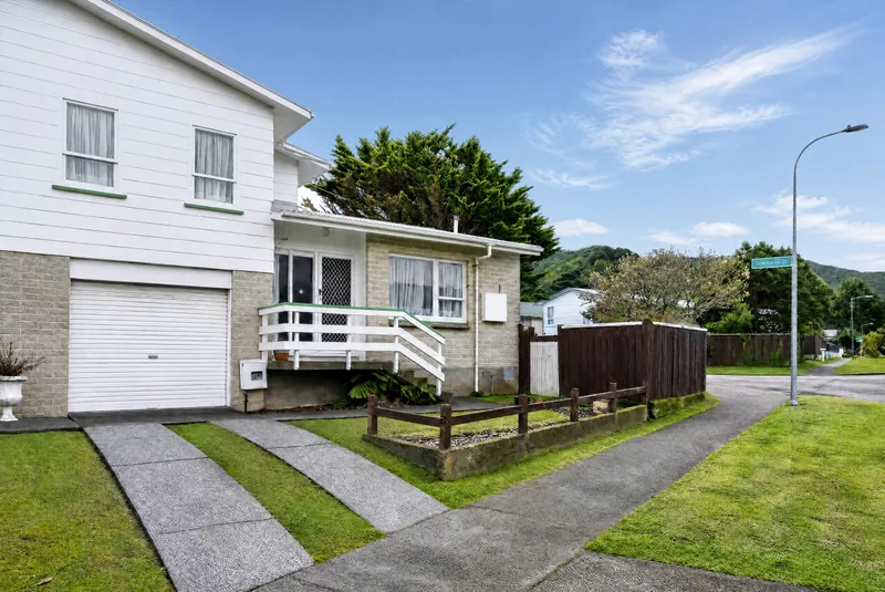 1 Kumeroa Grove, Wainuiomata