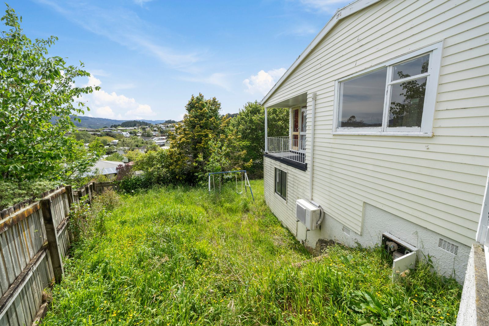 20 Aniseed Grove, Timberlea, Upper Hutt City
