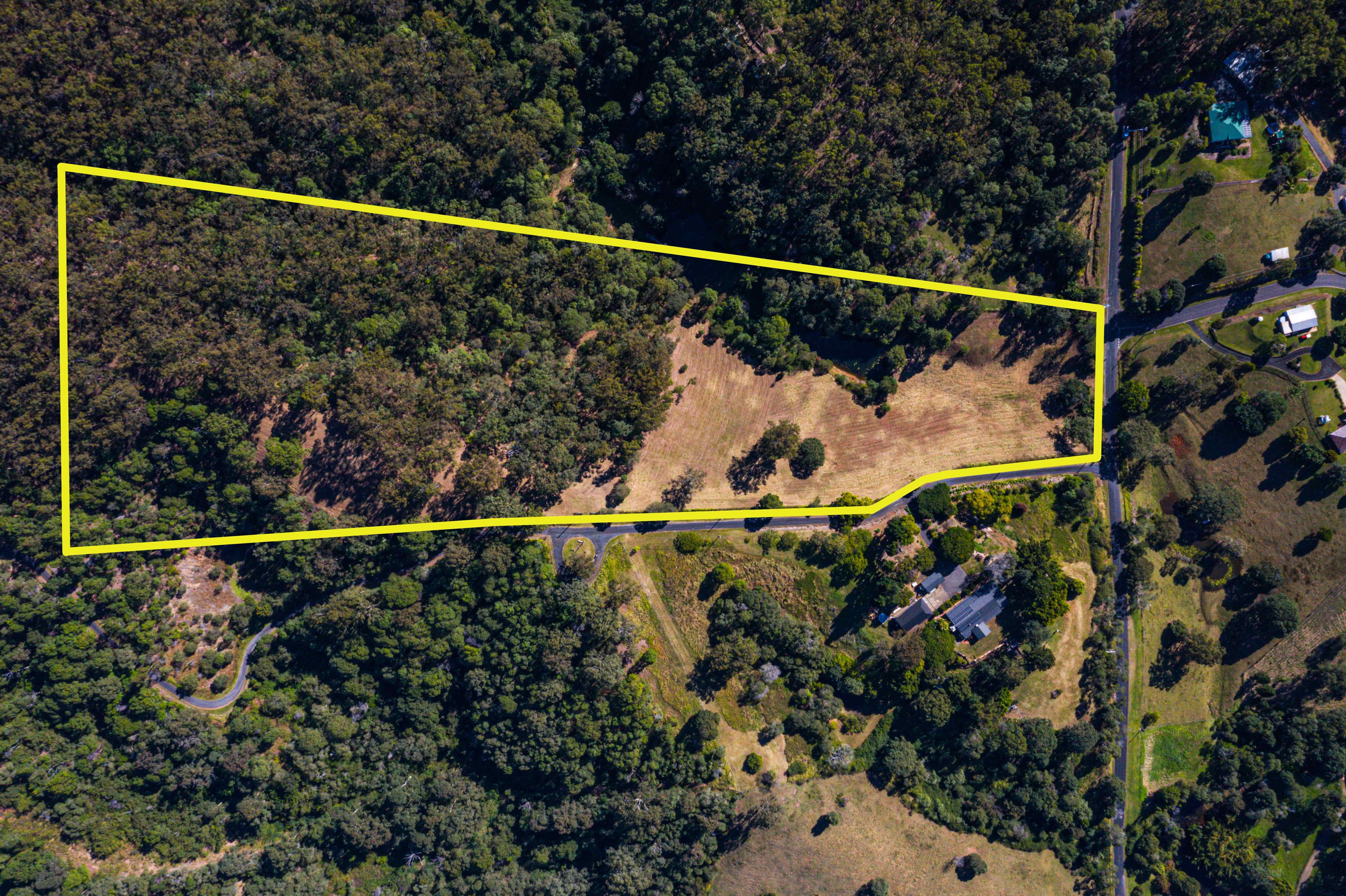 133B Camfin Road, Clear Mountain, QLD 4500