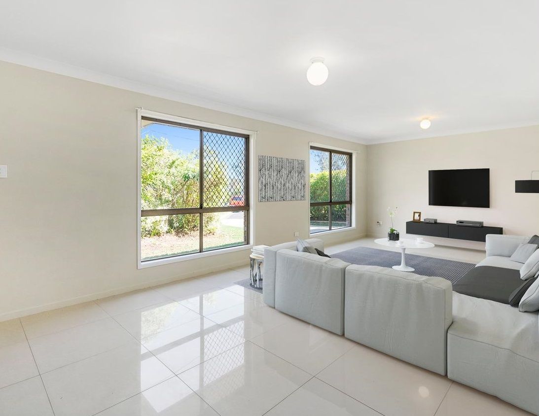 11 Eucalyptus Court, Redbank Plains, QLD 4301