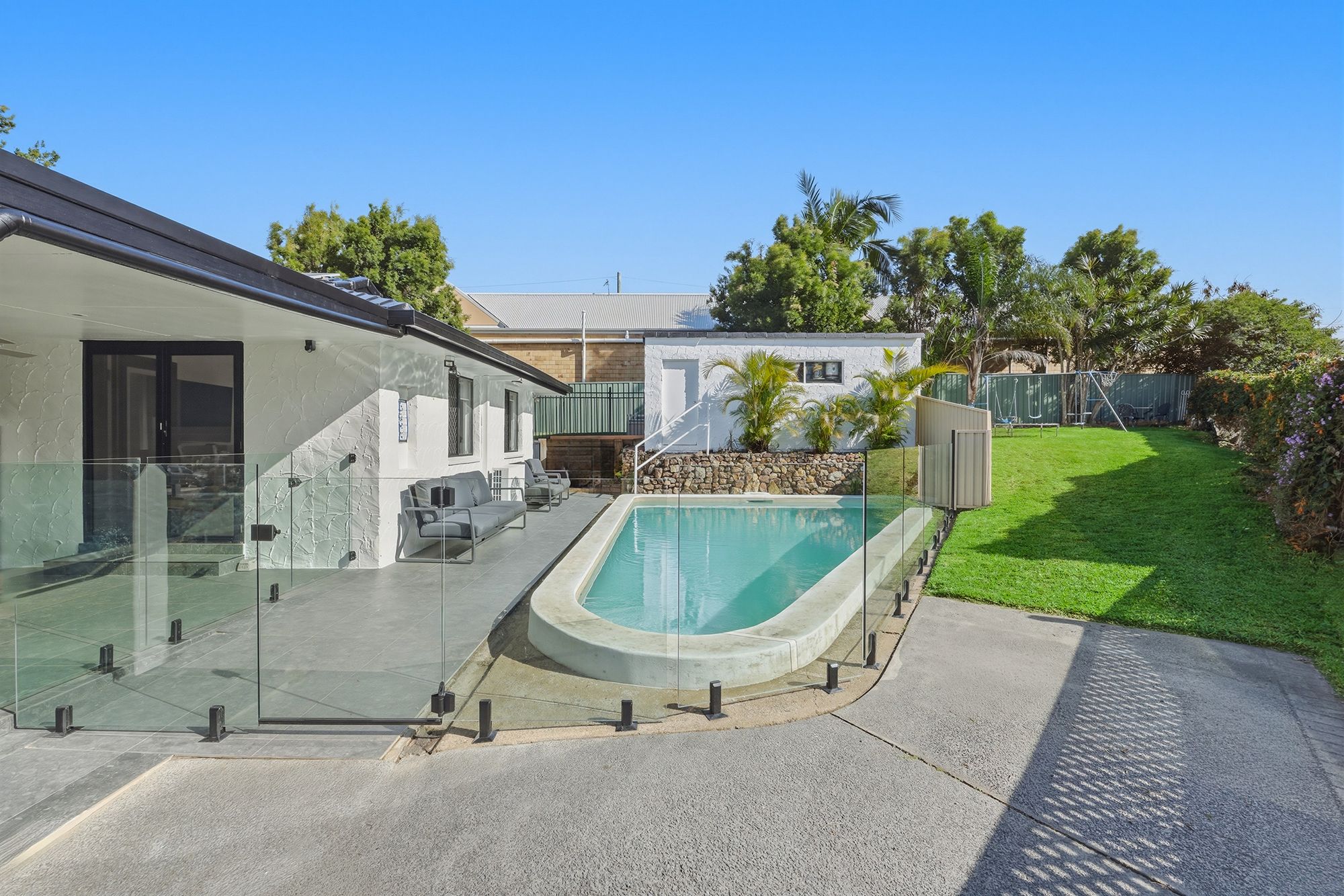 12 Berringa Court, Ashmore, QLD 4214