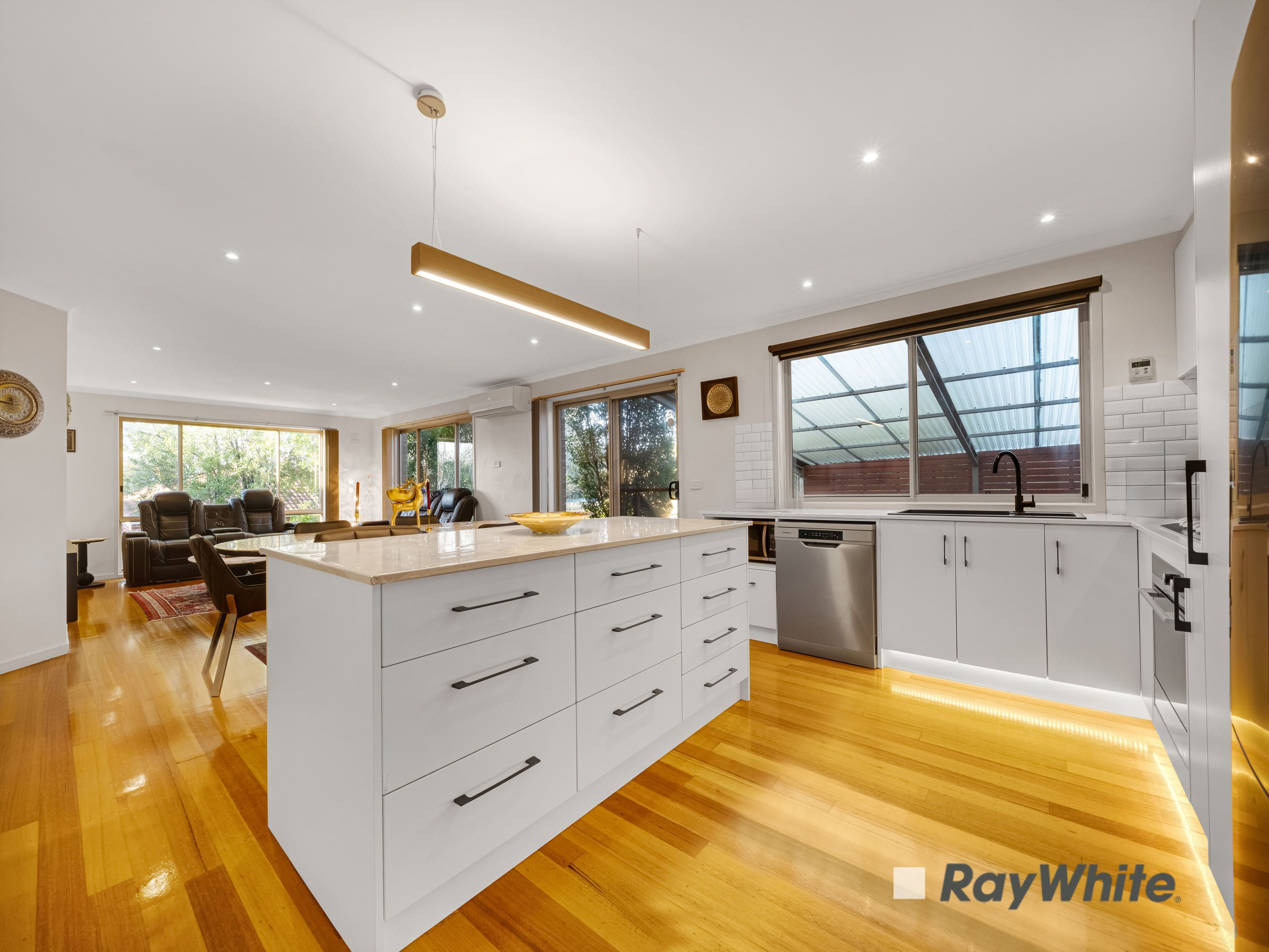 10 Frederick Rise — photo 8 of 26