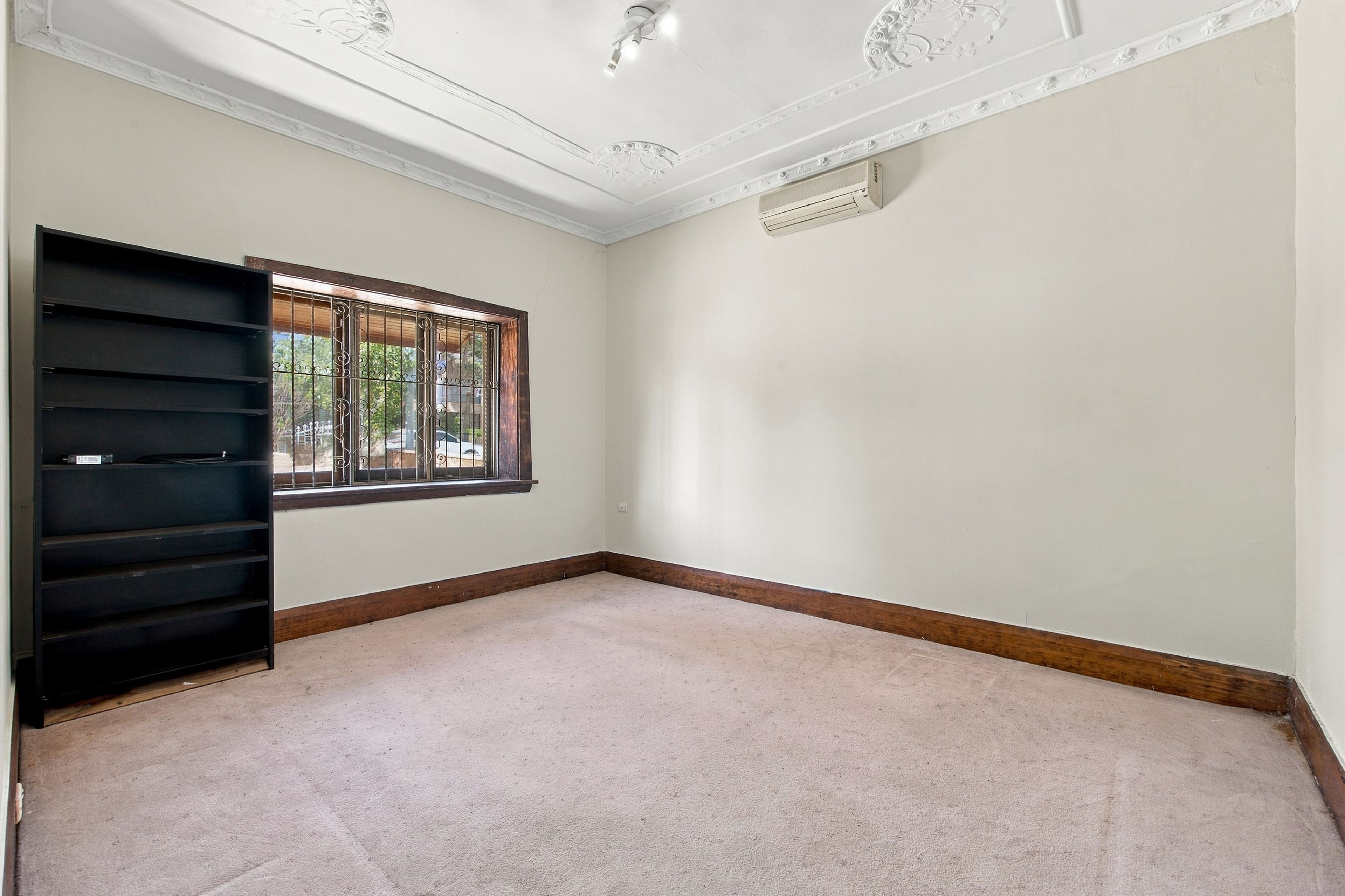 27 Victoria Road — photo 7 of 19