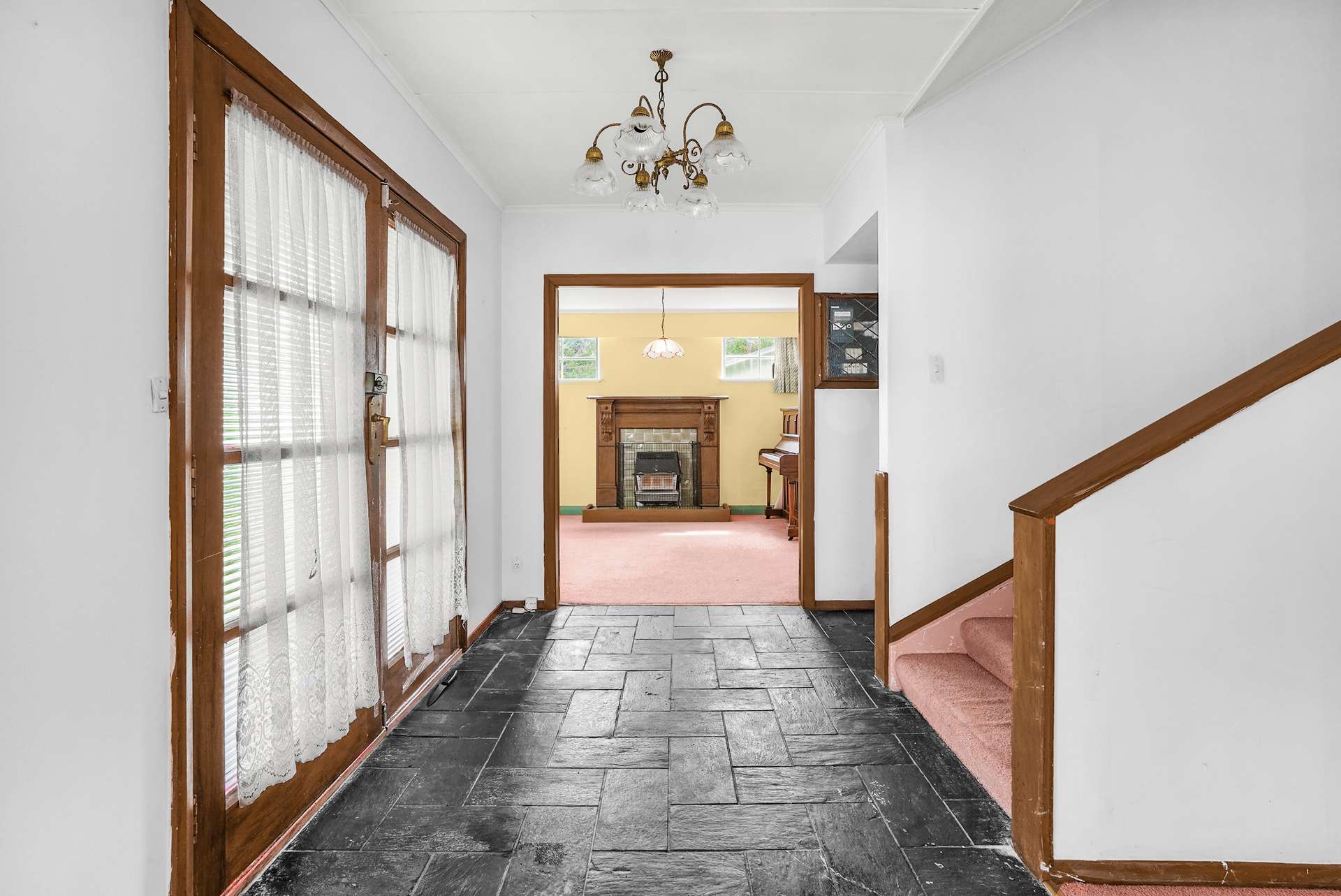 117 Horoeka Street photo 8