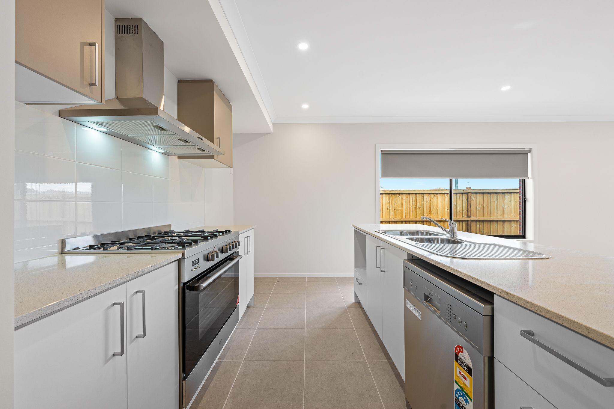 13 Acqua Drive, Clyde, VIC 3978