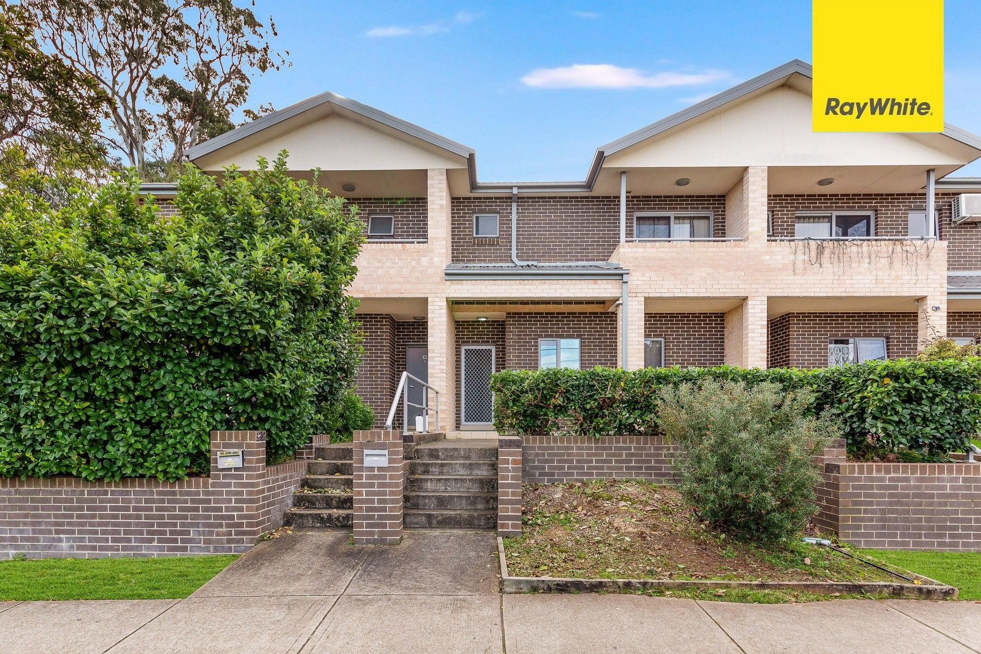 11-17 Broadarrow Road, Beverly Hills NSW 2209