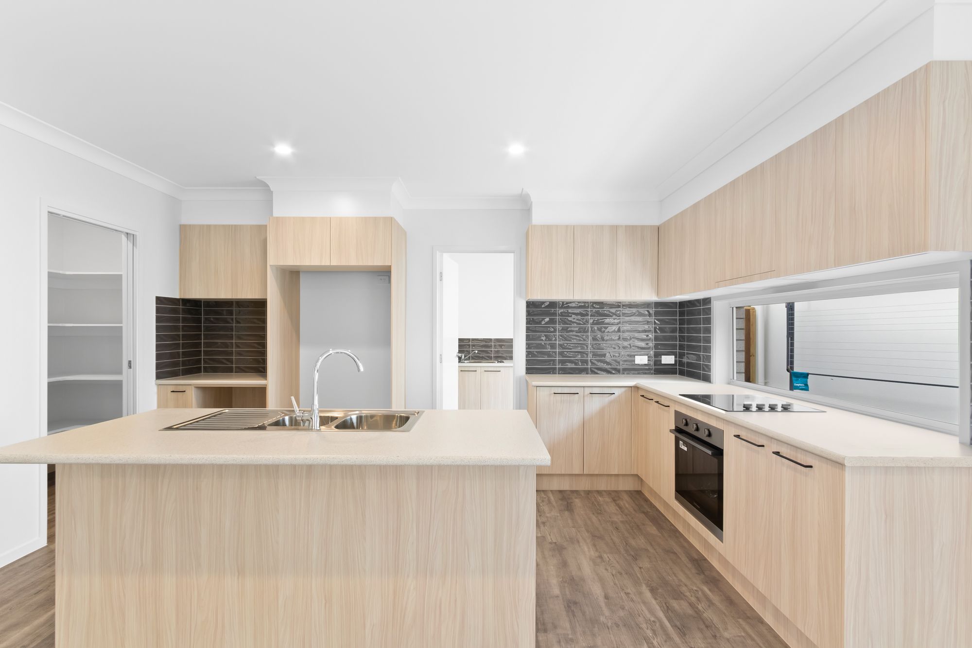46 Taronne Street, Carindale, QLD 4152
