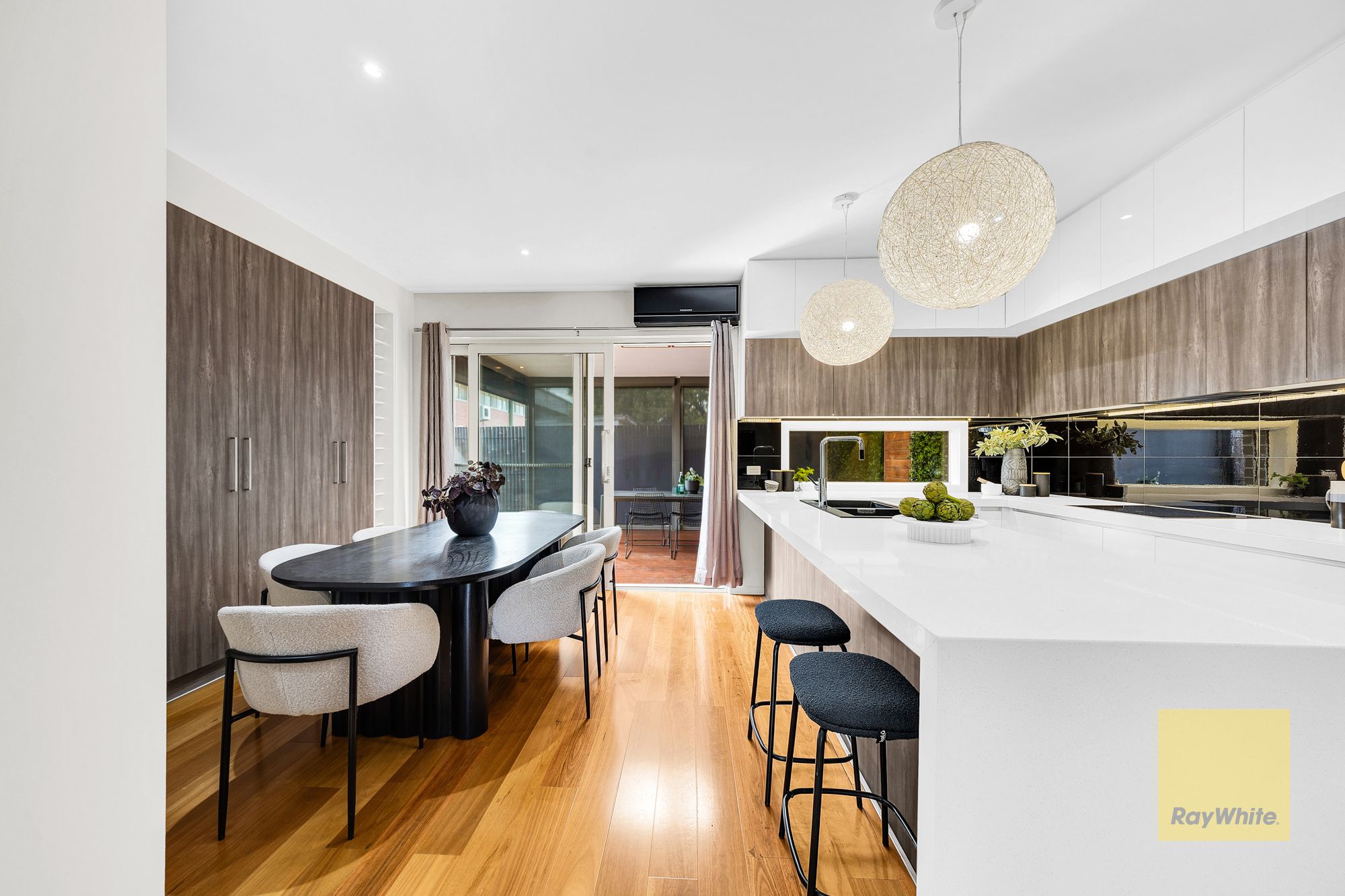 2/844 Ballarat Road — photo 8 of 27