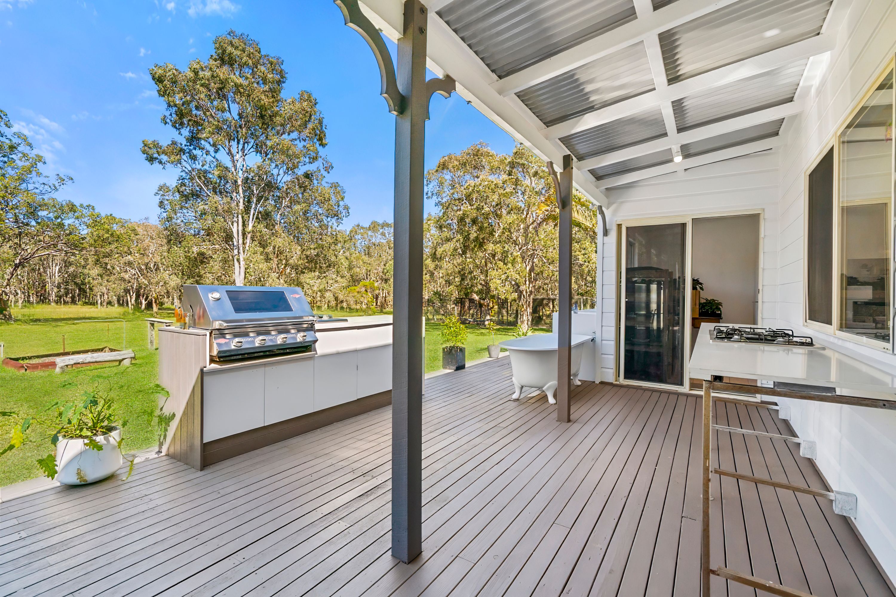 121 Illoura Place — photo 16 of 30