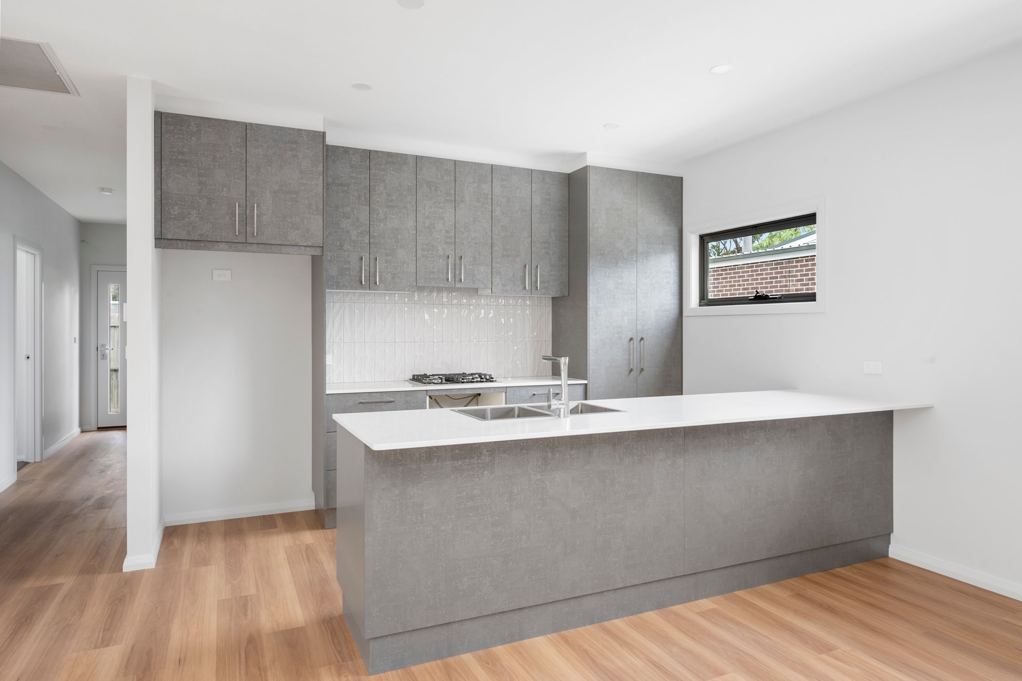 1/905 Princes Highway, Lara, VIC 3212