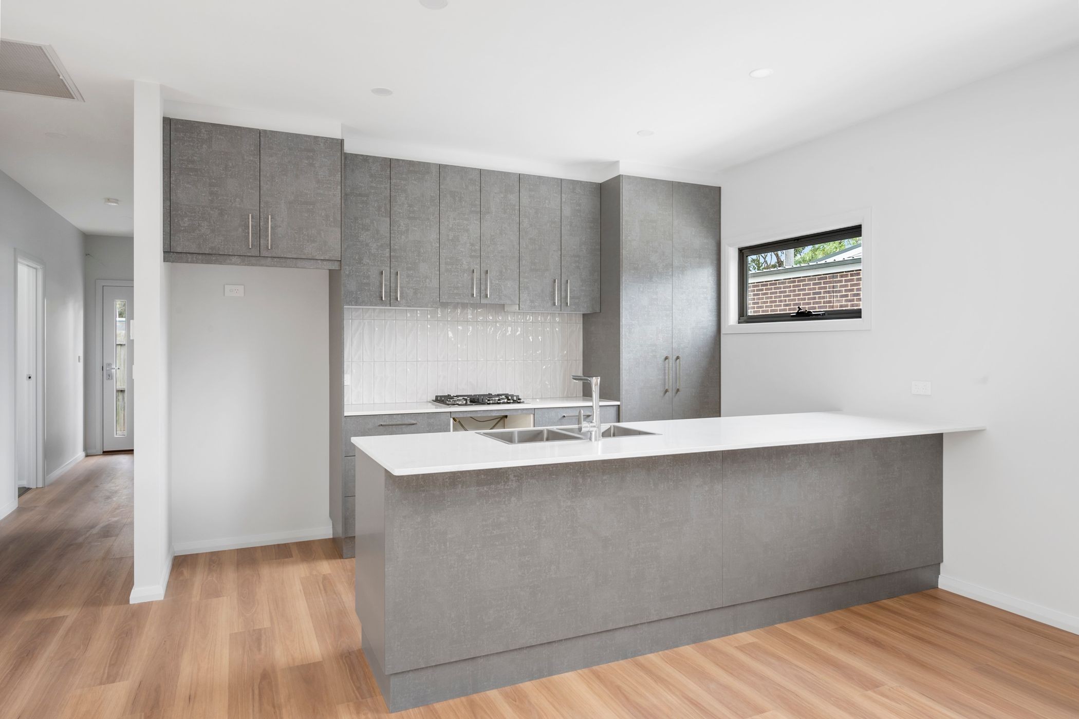 1/905 Princes Highway, Lara, VIC 3212