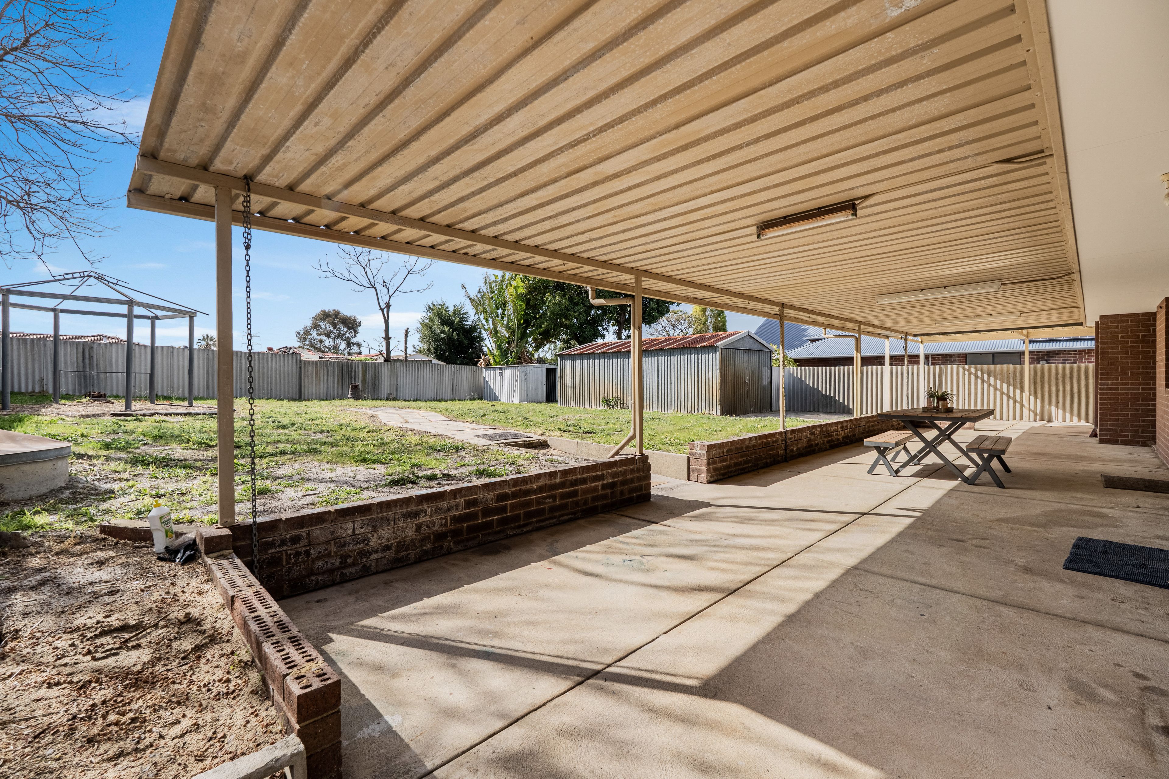27 Cuttler Avenue — photo 28 of 30
