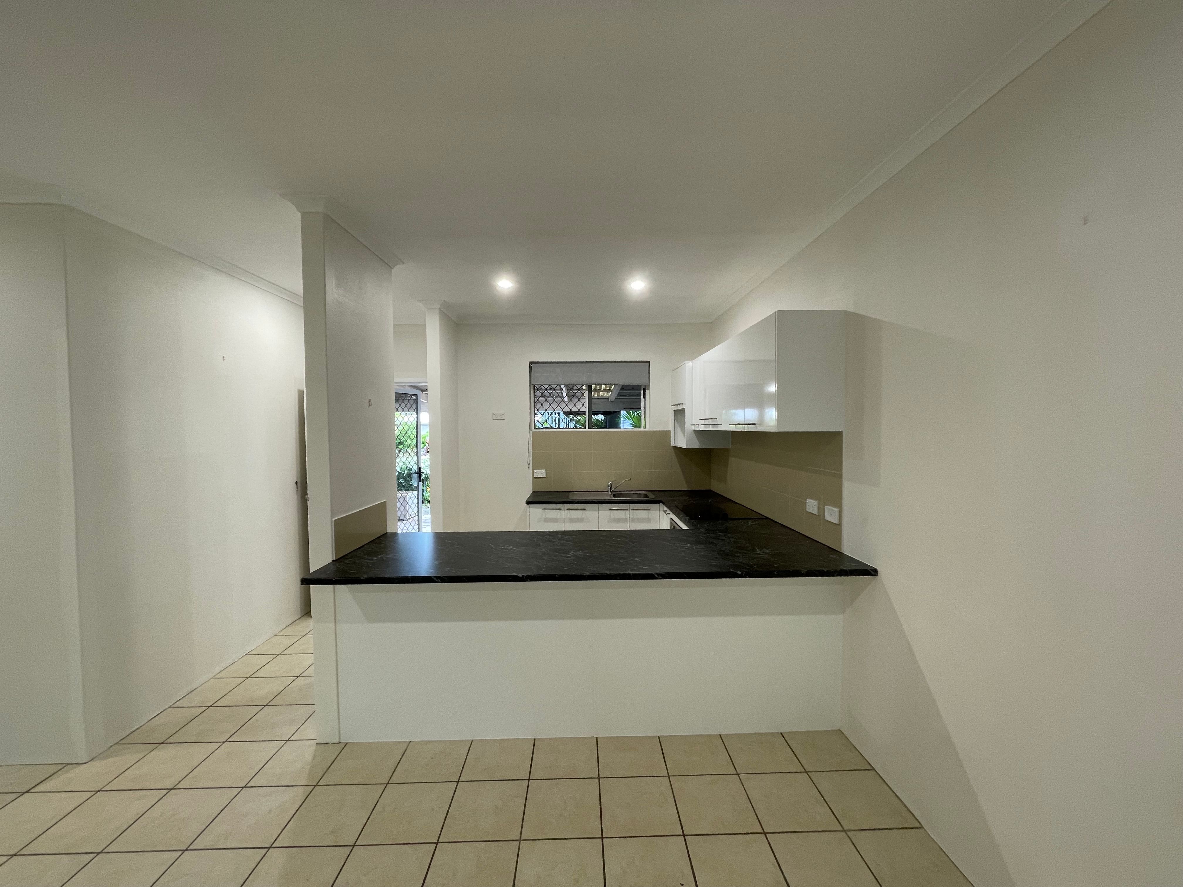 2/88 Cedar Road, Palm Cove, QLD 4879