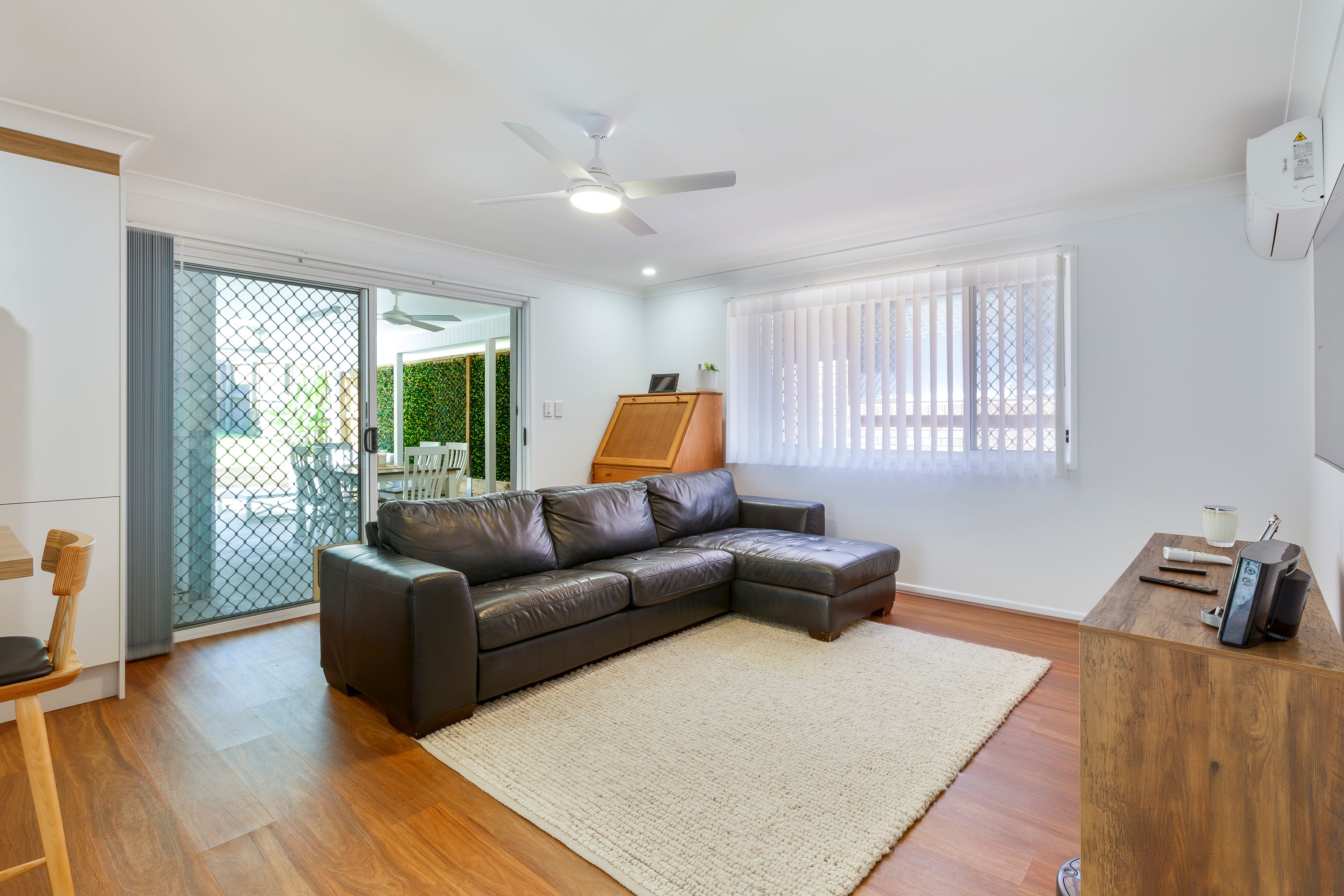 1/11 Lloyd Street — photo 8 of 18