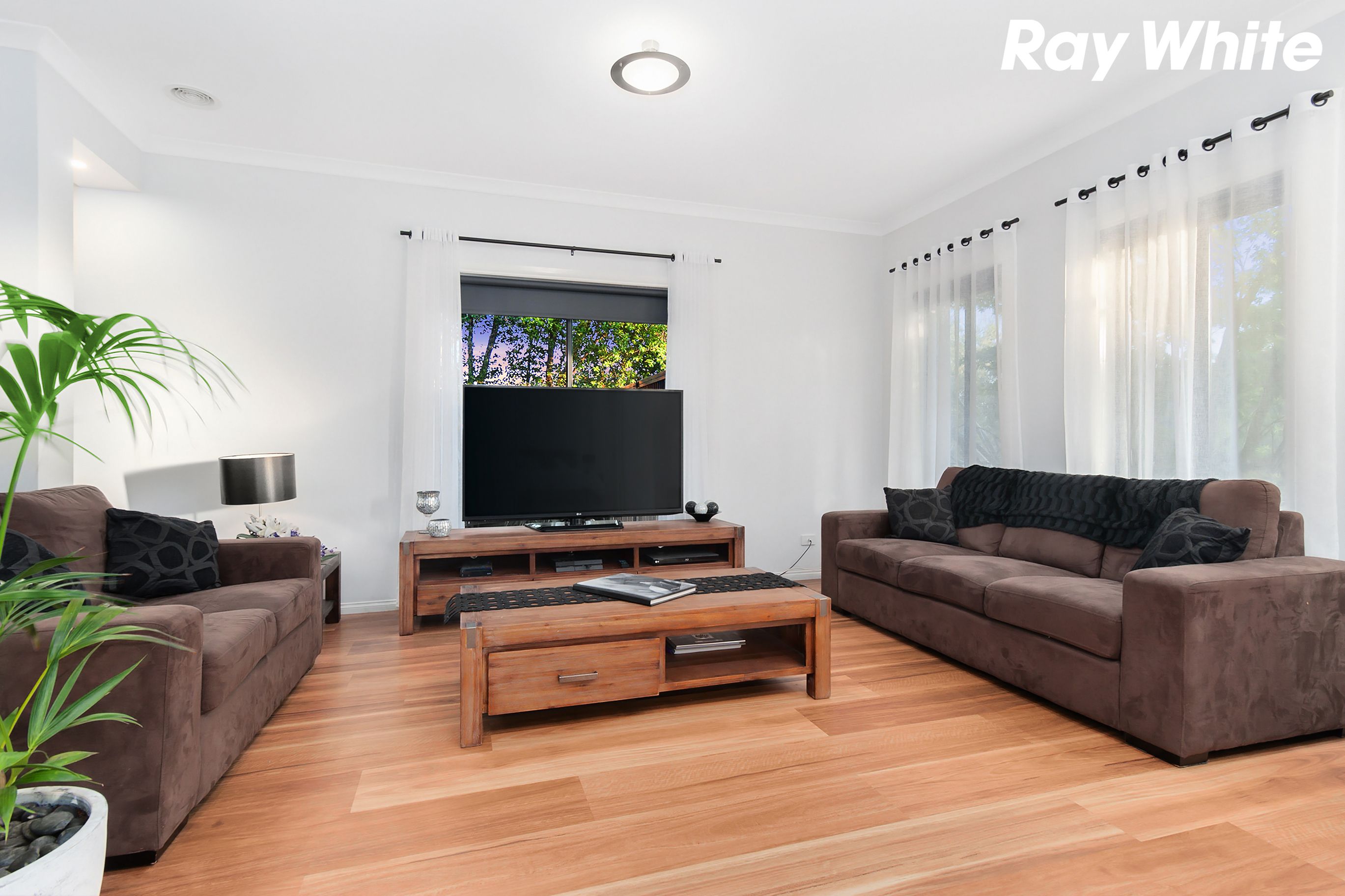 32 Waterford Rise, Pakenham, VIC 3810