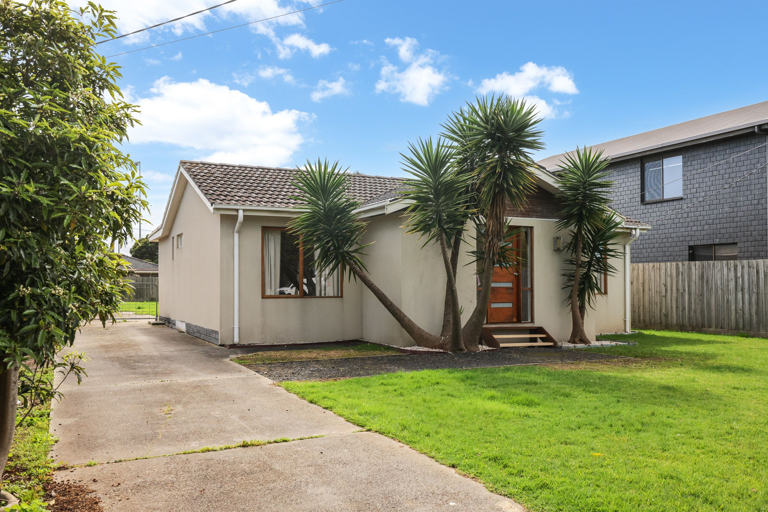 27 Phillip Island Road — photo 14 of 15