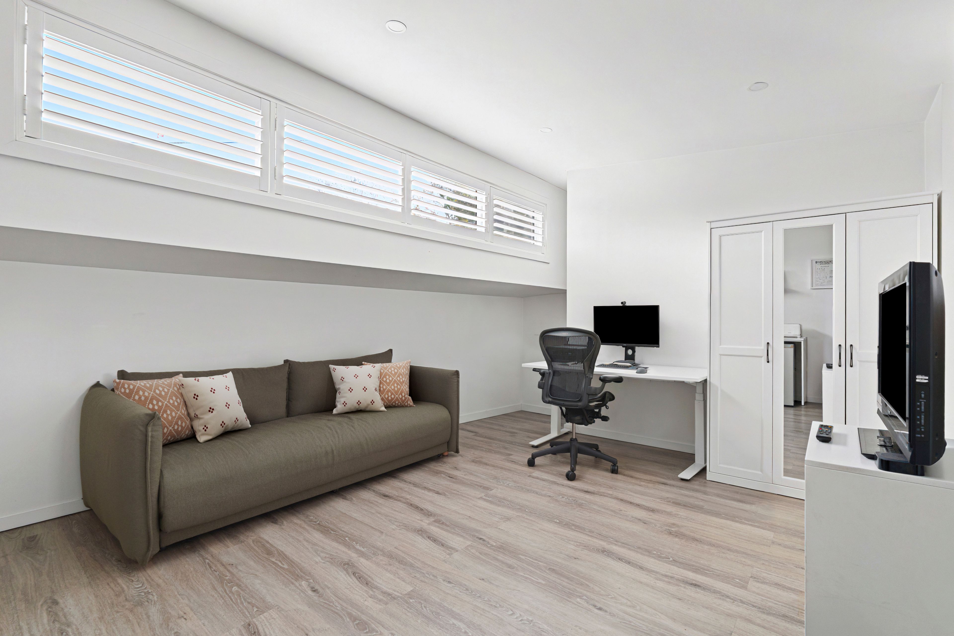 43 Cowper Street — photo 9 of 24