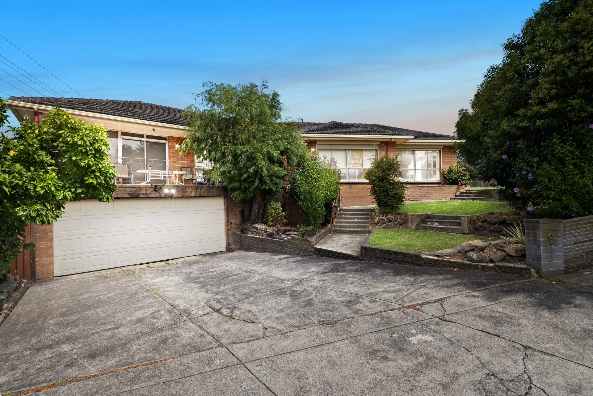 6 Julie Court, Ashwood, VIC 3147