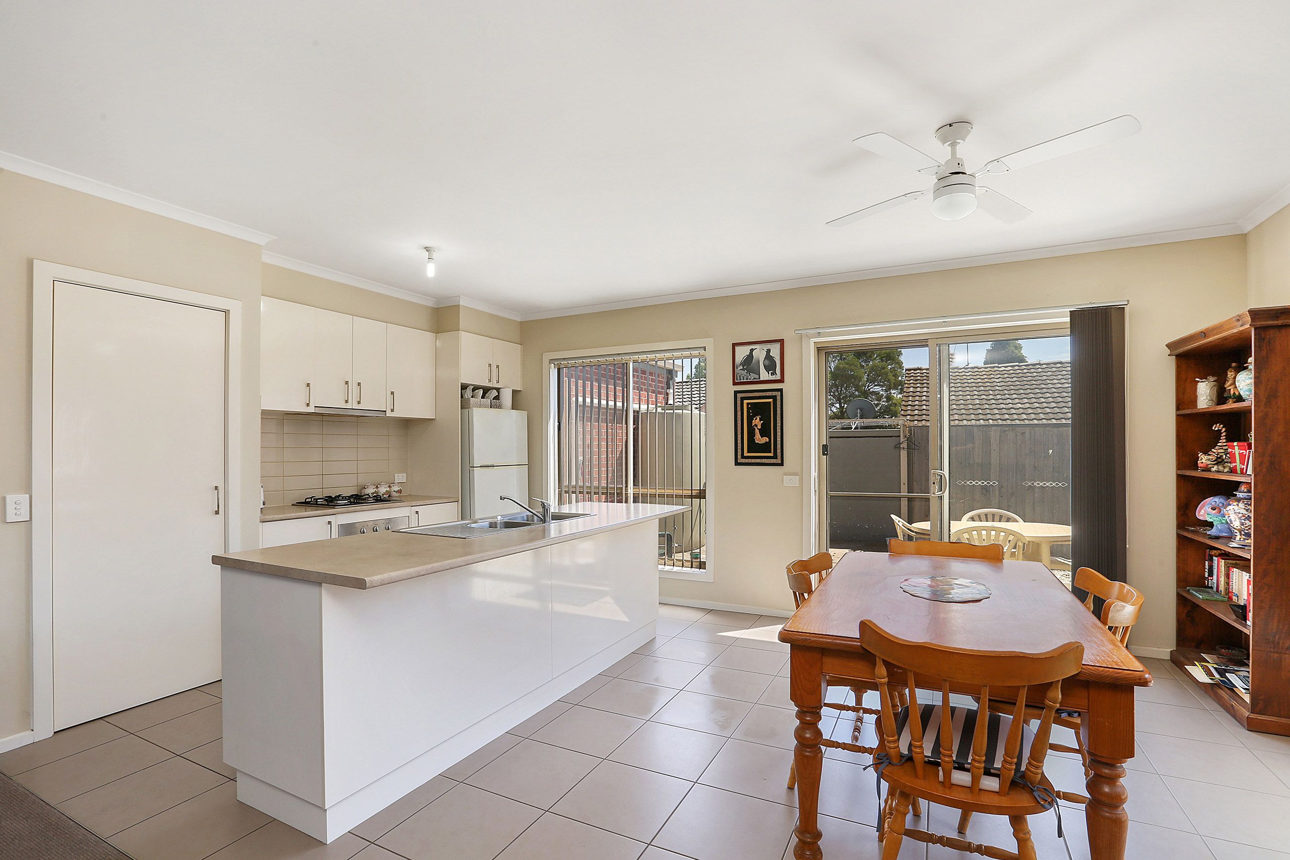 1/8 Talpa Crescent, Corio, VIC 3214