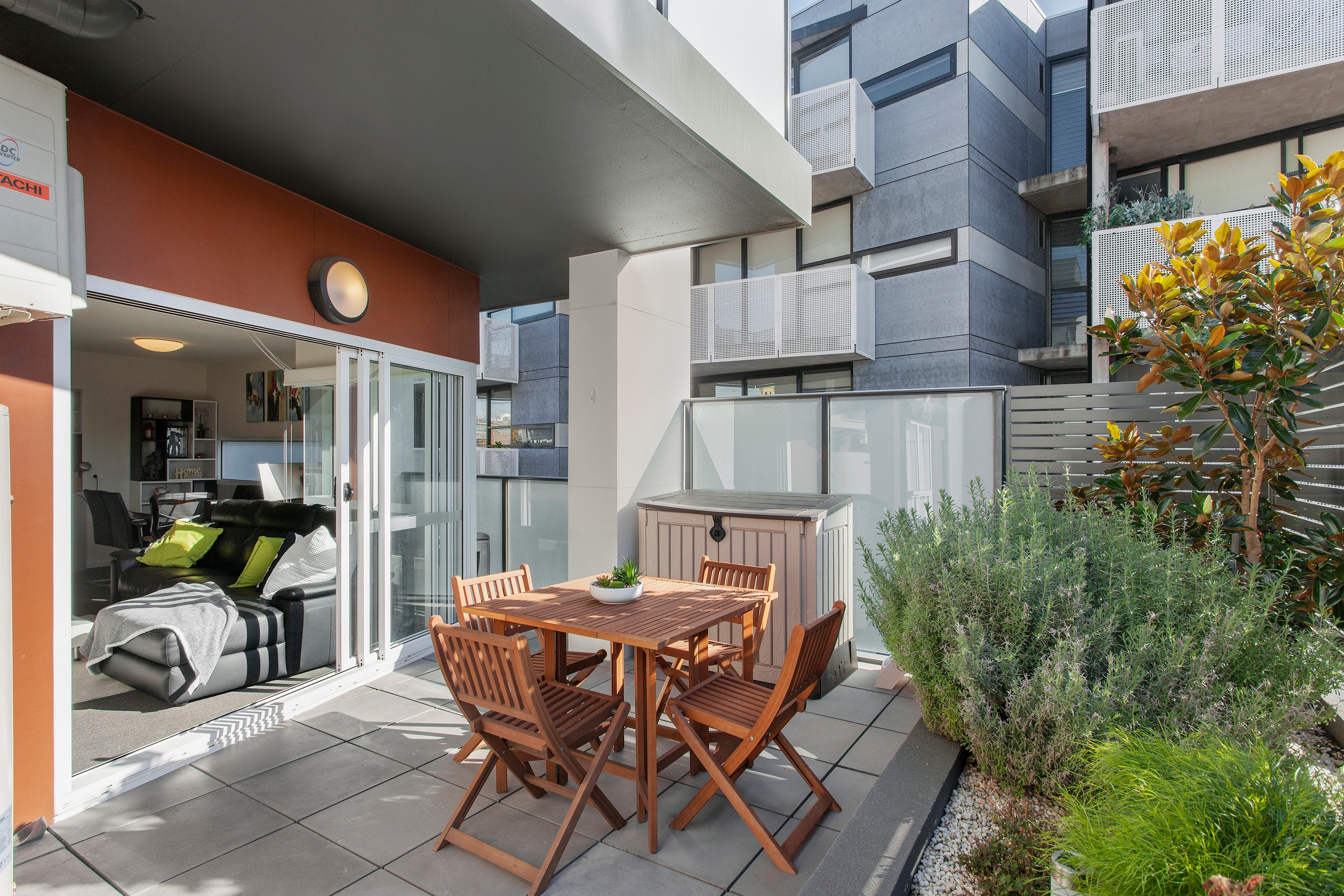 106/95 Warrigal Road, Hughesdale, VIC 3166