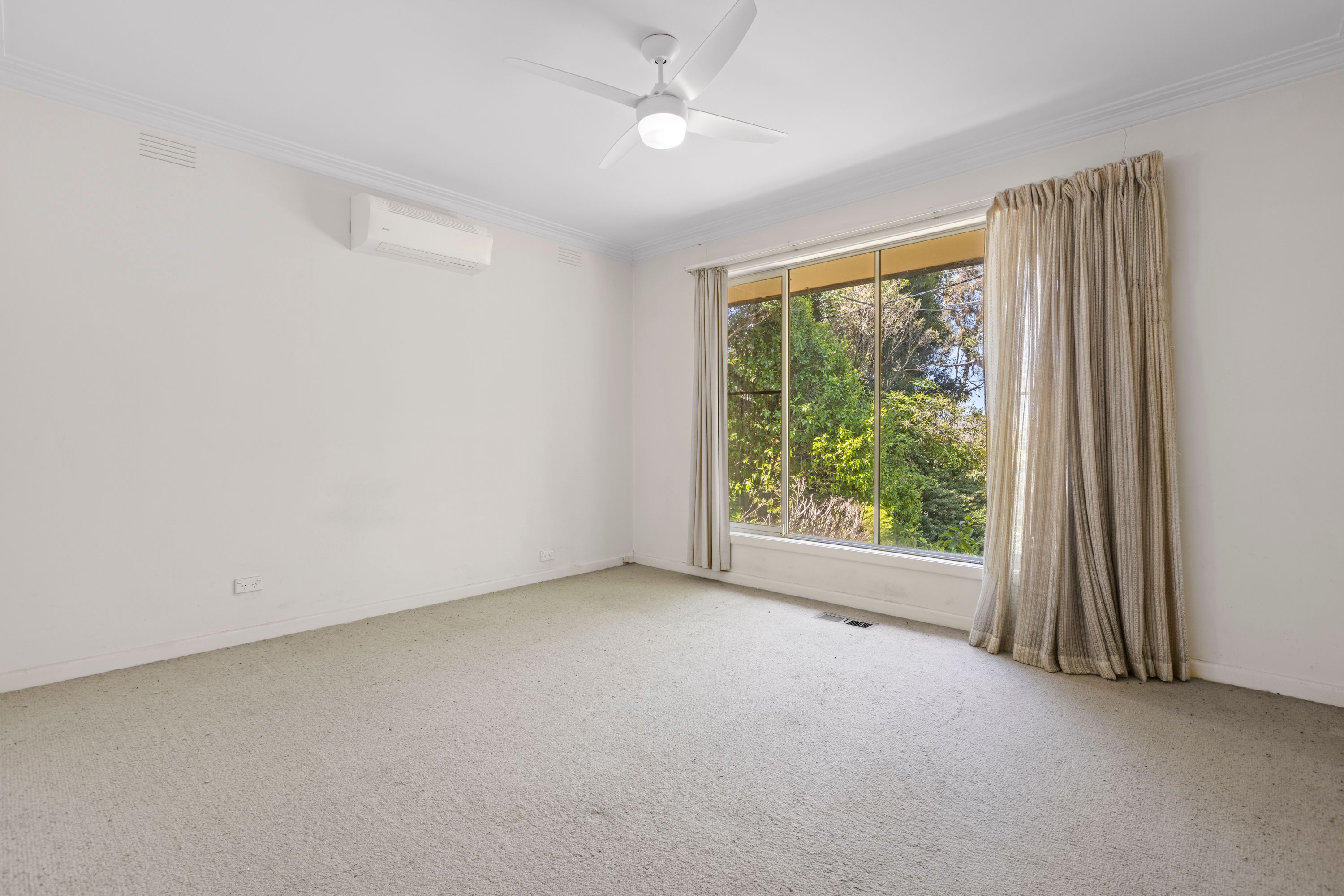 15 Blue Hills Avenue — photo 5 of 13