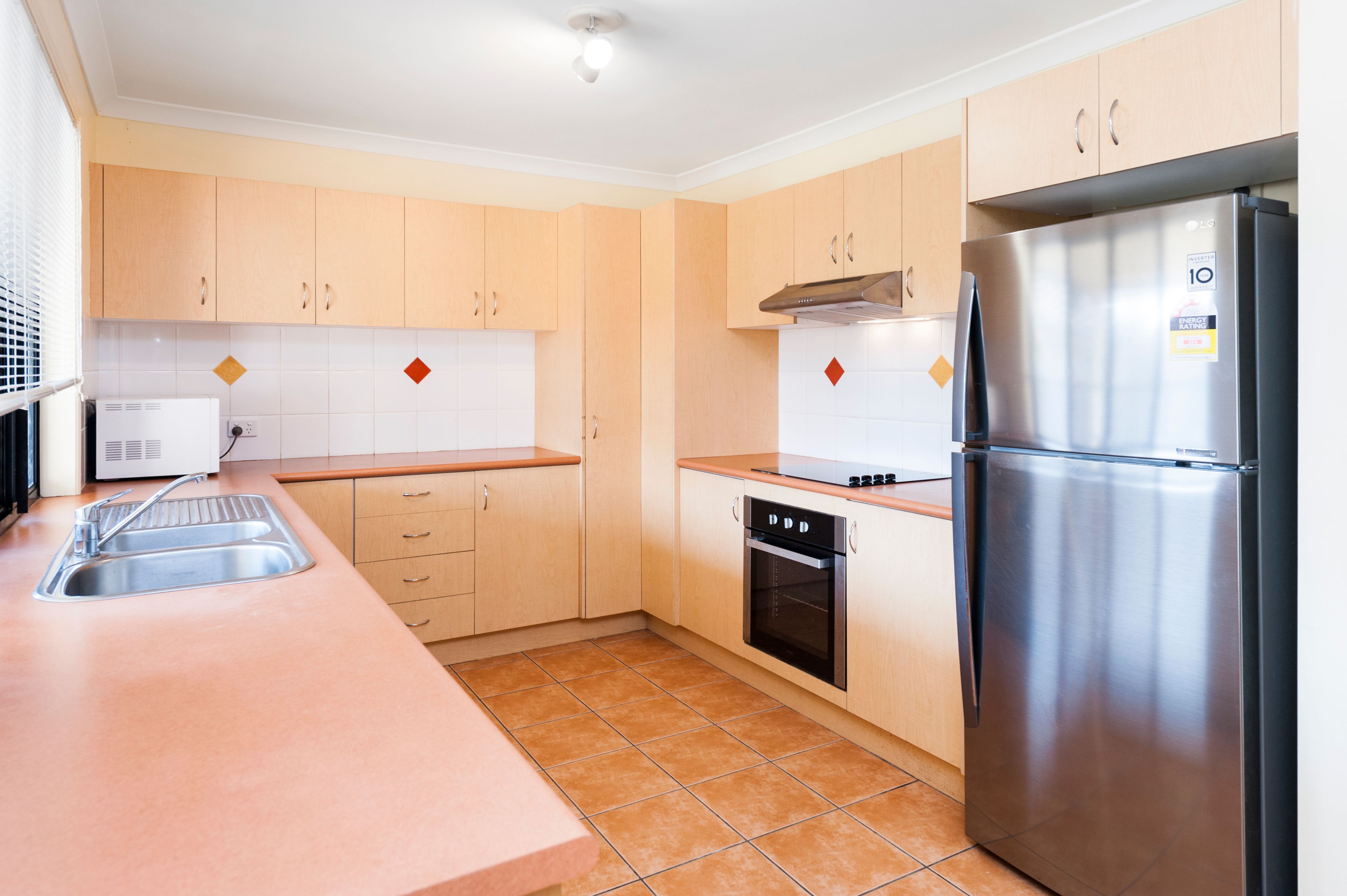 16 Links Avenue, Meadowbrook, QLD 4131