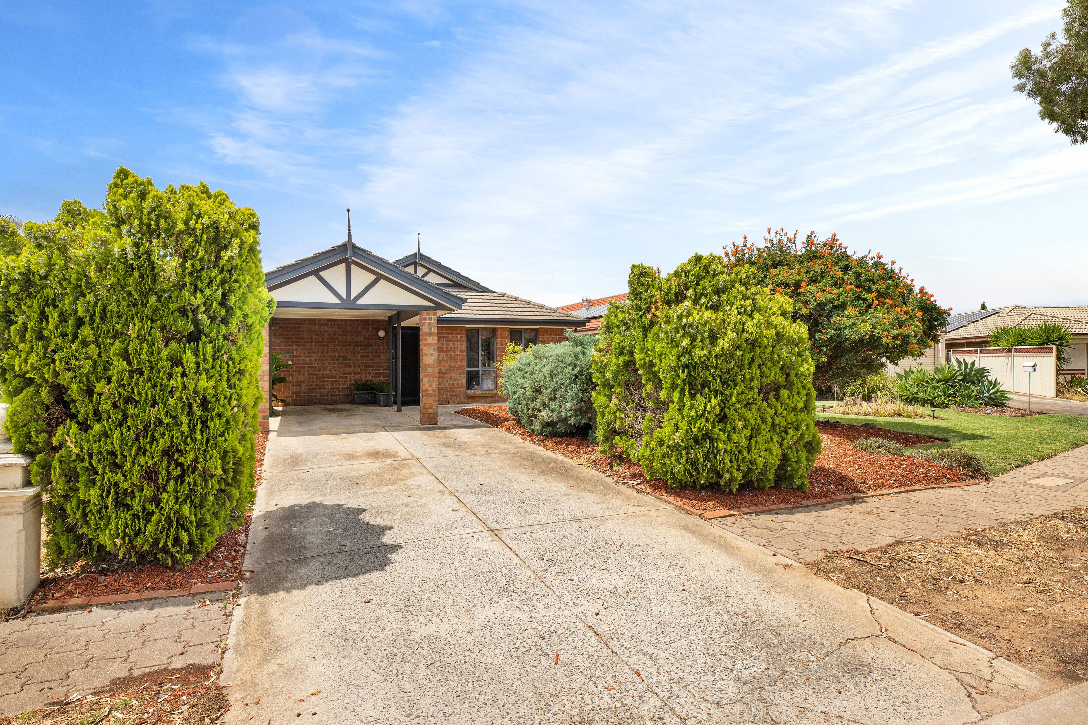 9 Crown Crescent, Paralowie, SA 5108
