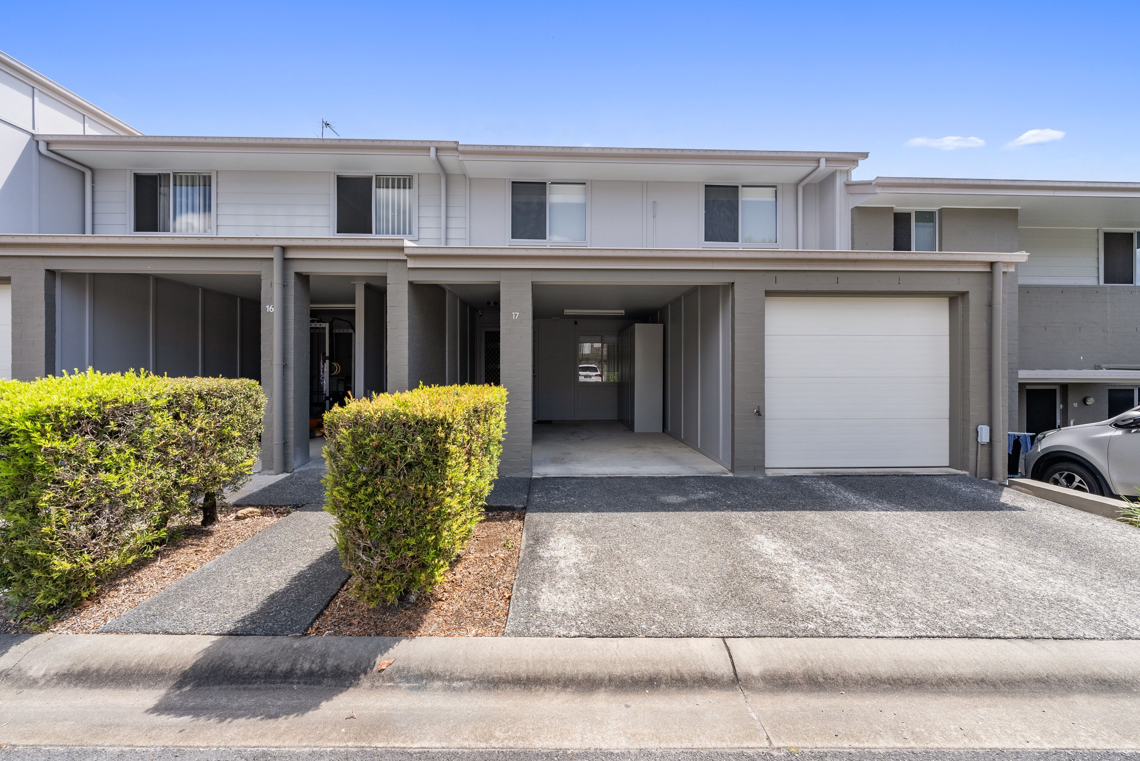17/2 Toohey Street, Pacific Pines, QLD 4211