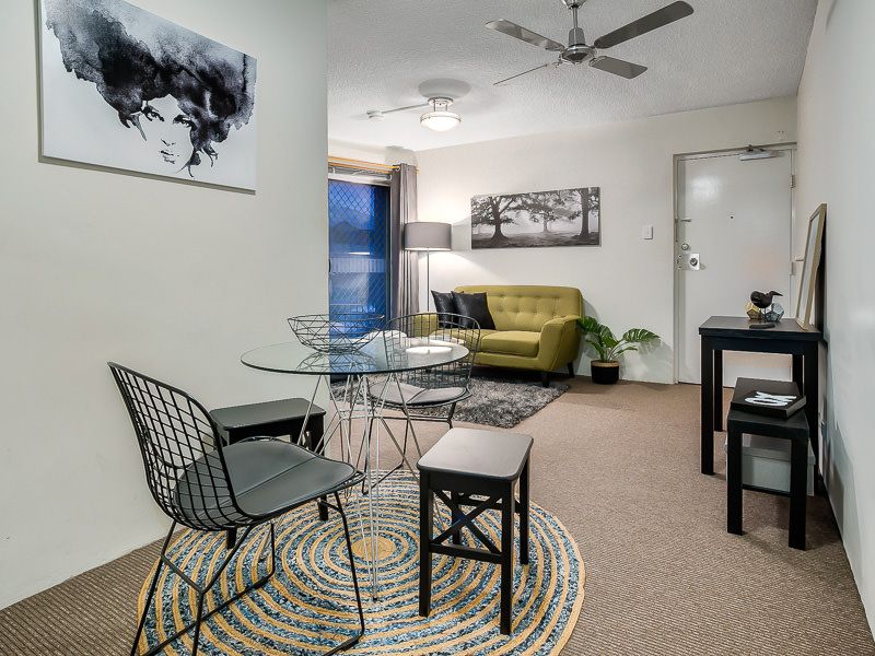 2/69 Belgrave Street, Balmoral, QLD 4171