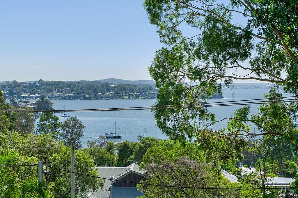 30 Dobell Drive, Wangi Wangi, NSW 2267 House for Sale Ray White