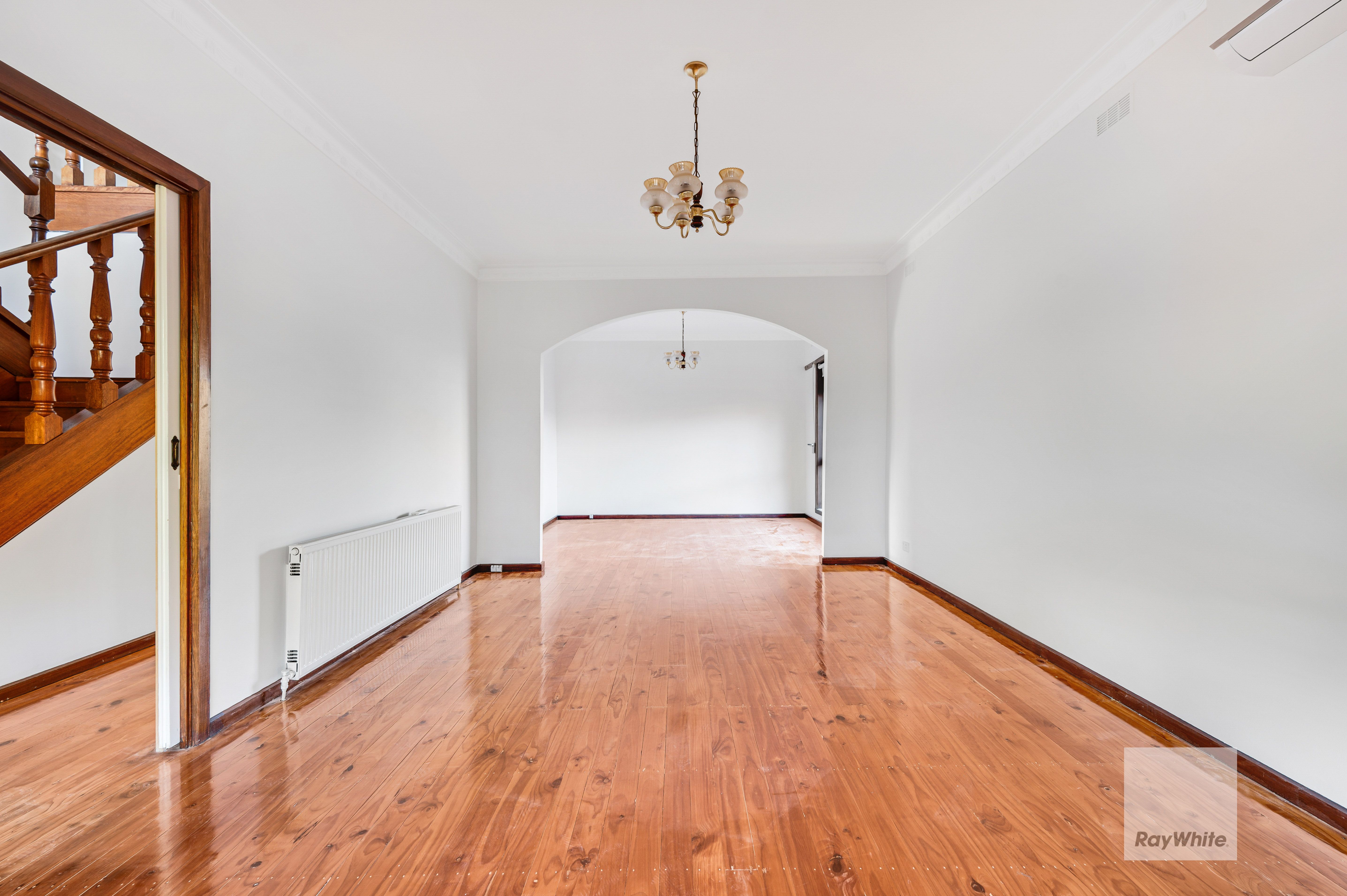 27 Grantley Drive — photo 4 of 23