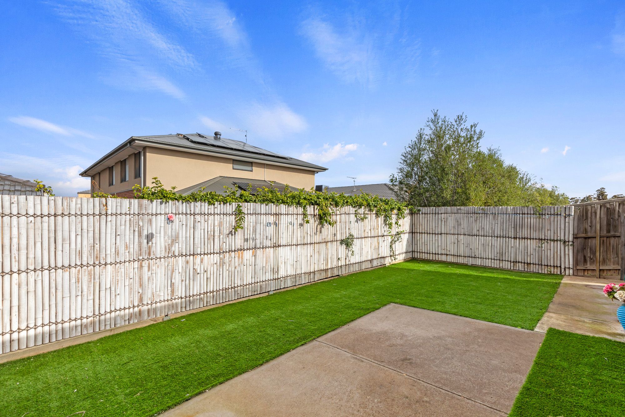 54 Brightvale Boulevard — photo 16 of 16