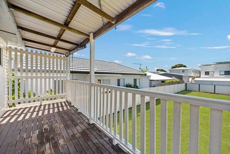 8 Dunns Terrace, Scarborough, QLD 4020
