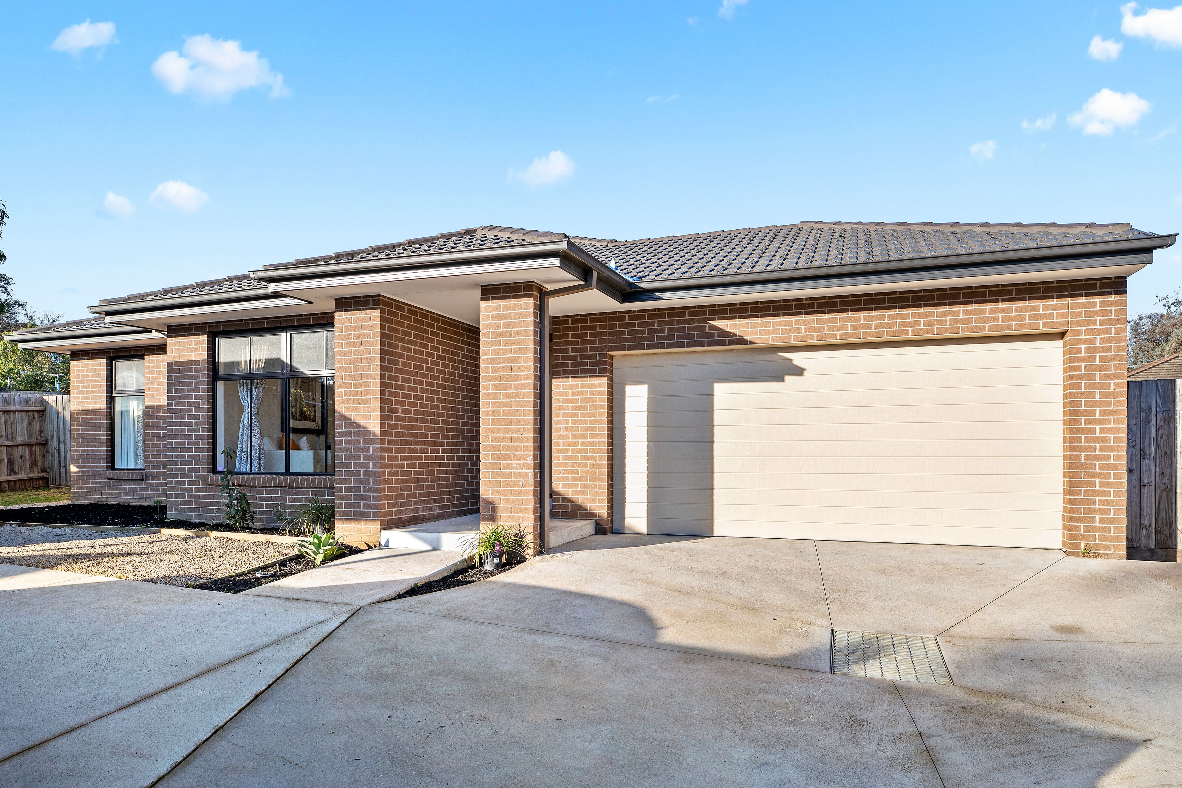 18 Cornhill Street, Ferntree Gully VIC 3156